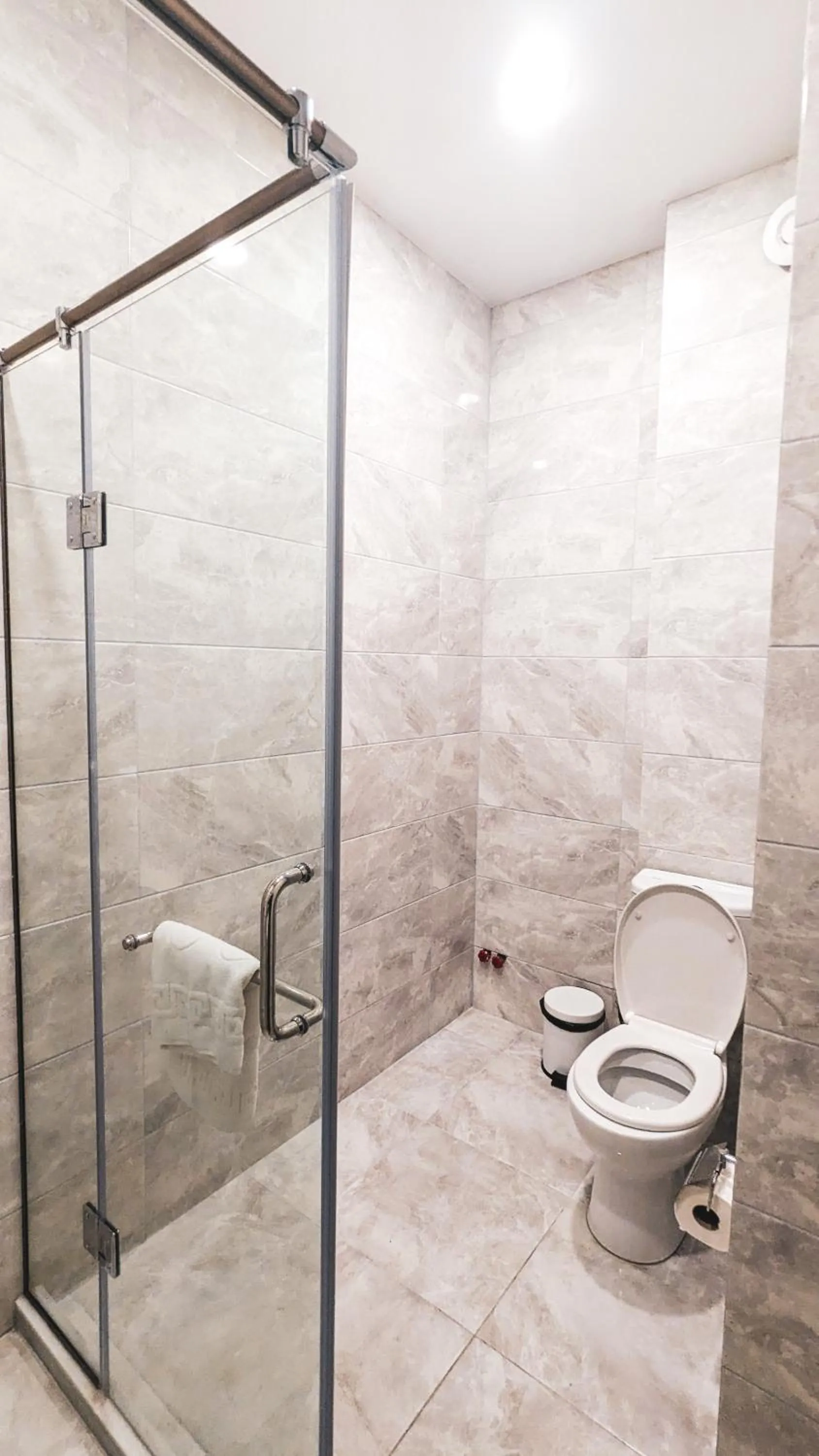 Shower in GG ApartHotel