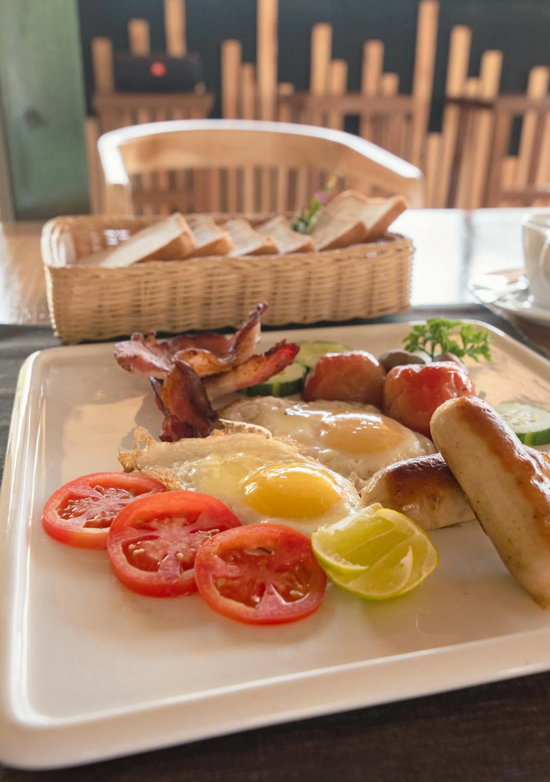 Food and drinks in The Cubes Ella