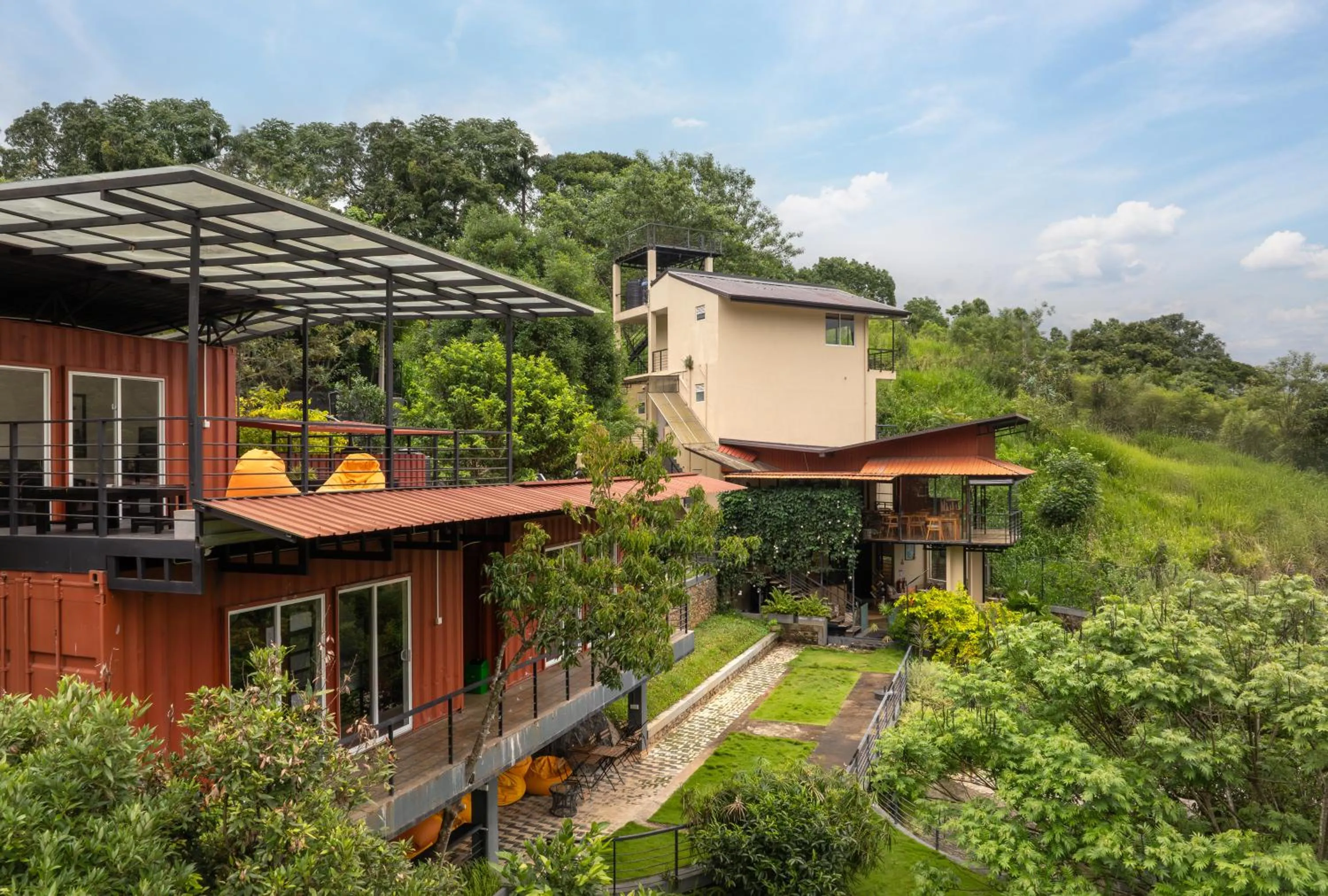 Garden in The Cubes Ella