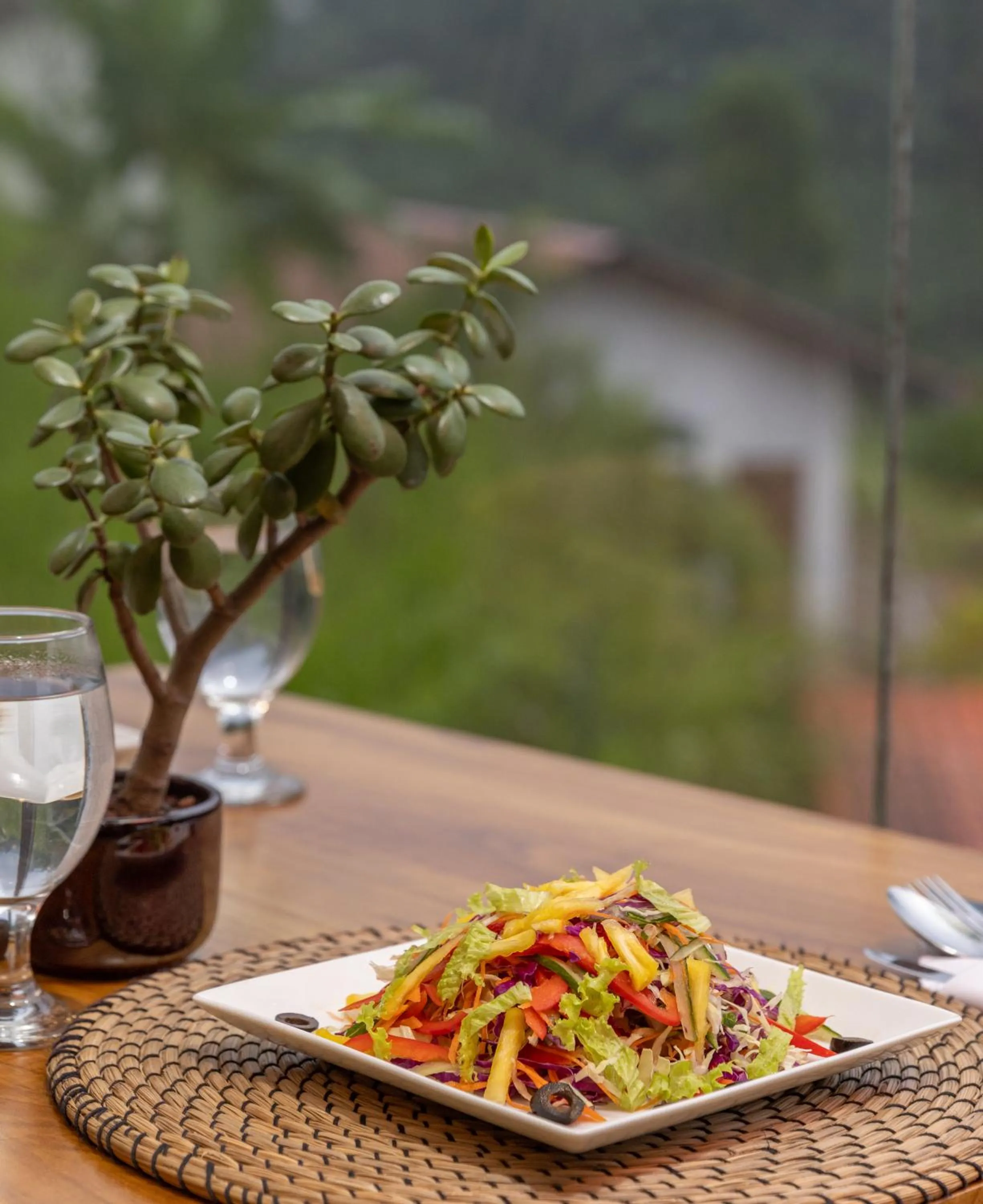 Restaurant/places to eat in The Cubes Ella