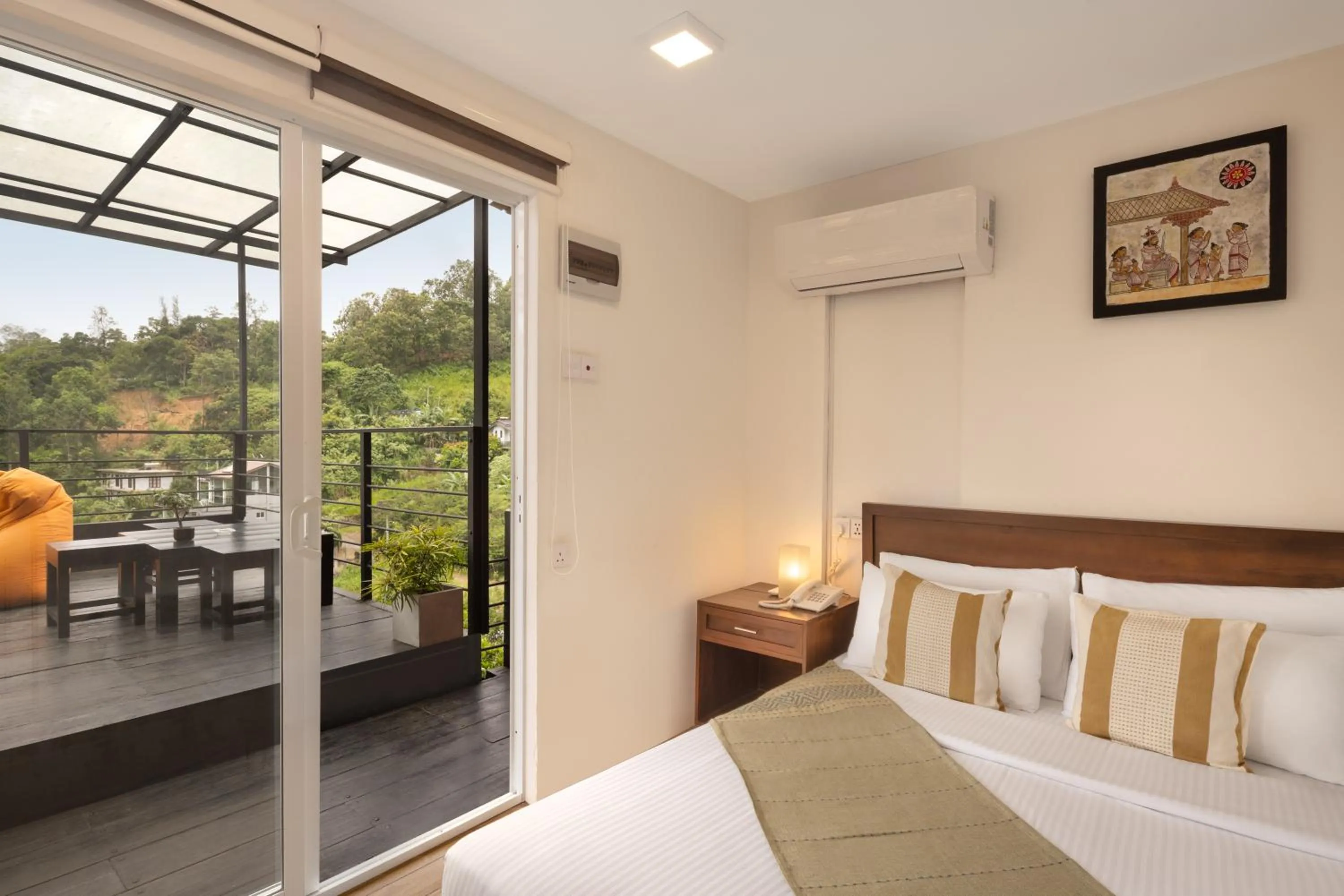 Bedroom, Bed in The Cubes Ella