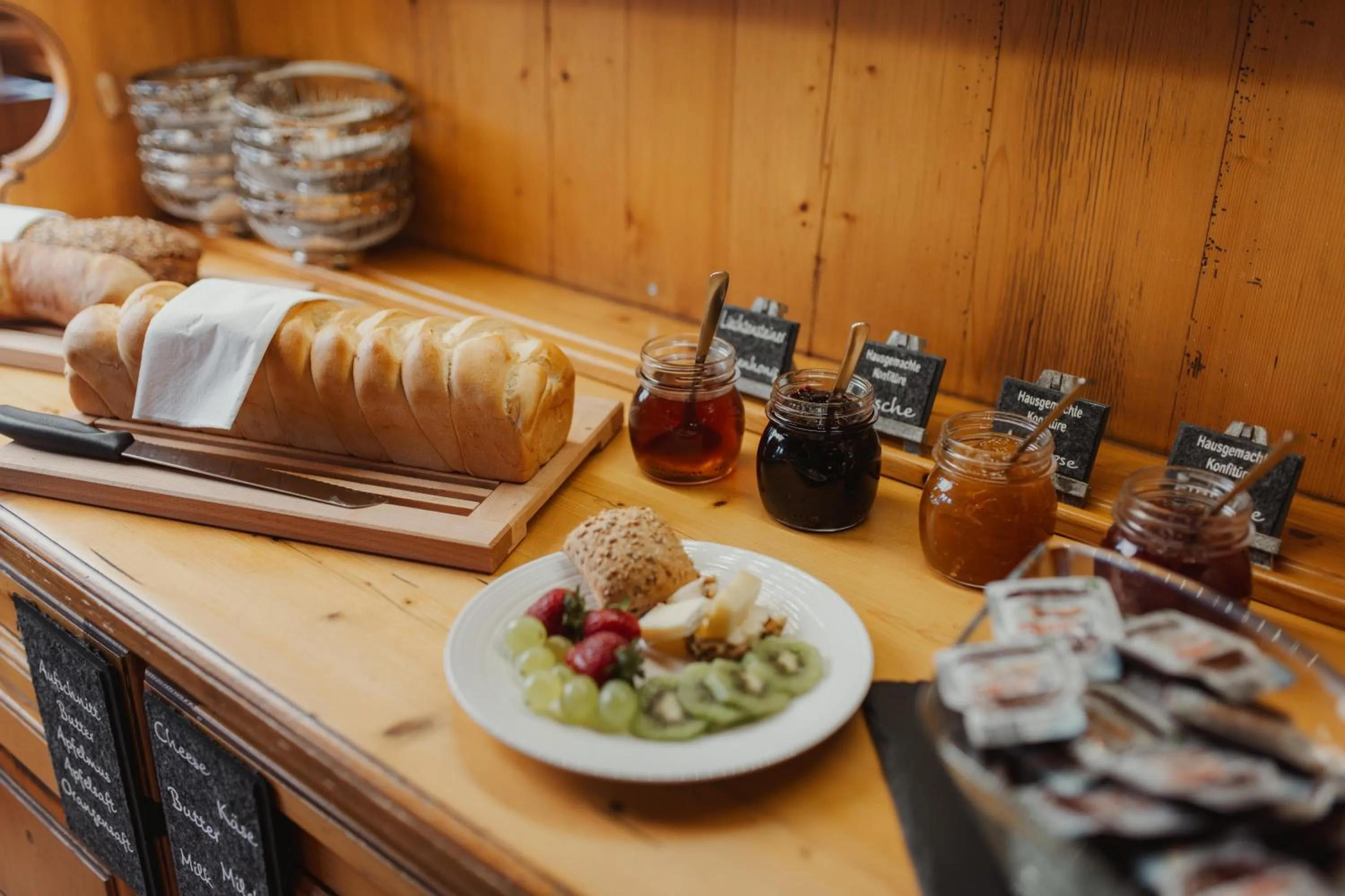 Breakfast in Hotel Oberland