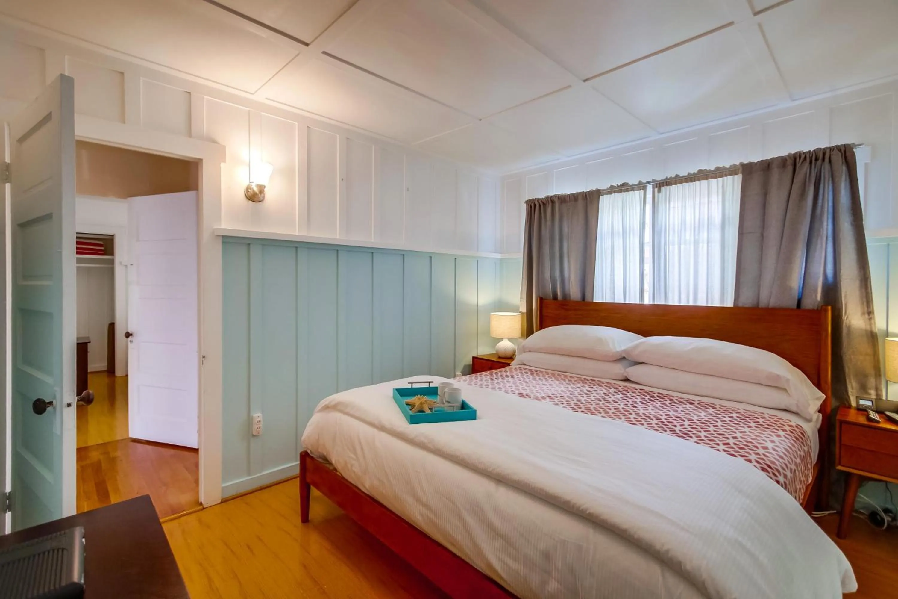 Bed in OB Beach House