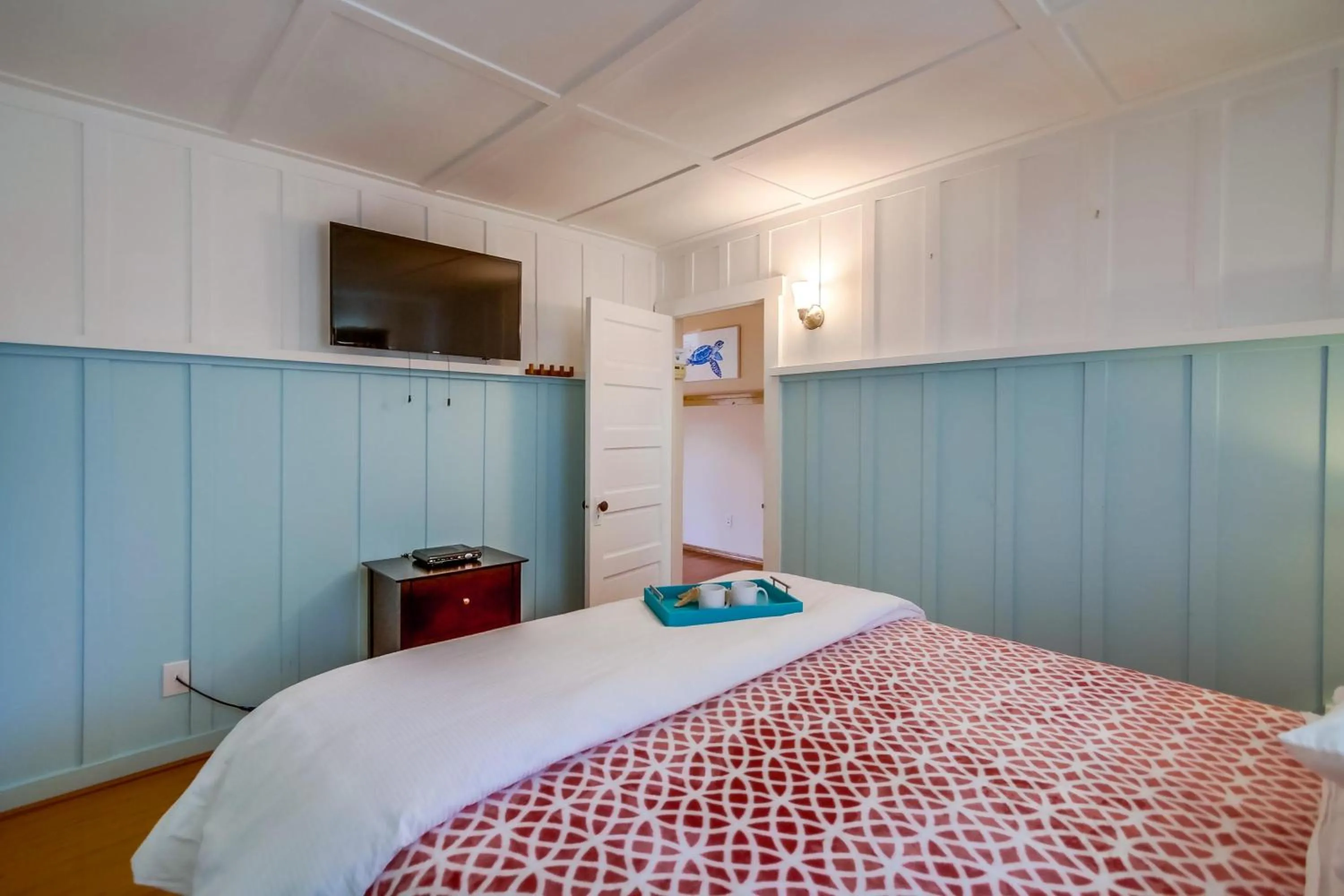 Bed in OB Beach House