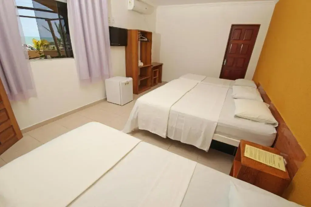 Standard Triple Room in Praia dos Corais Standard Triple Room in Praia dos Corais