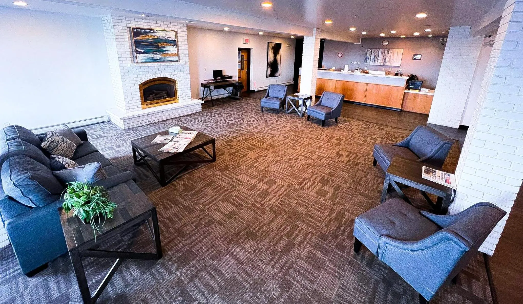 Lobby or reception in Helena Inn - Airport