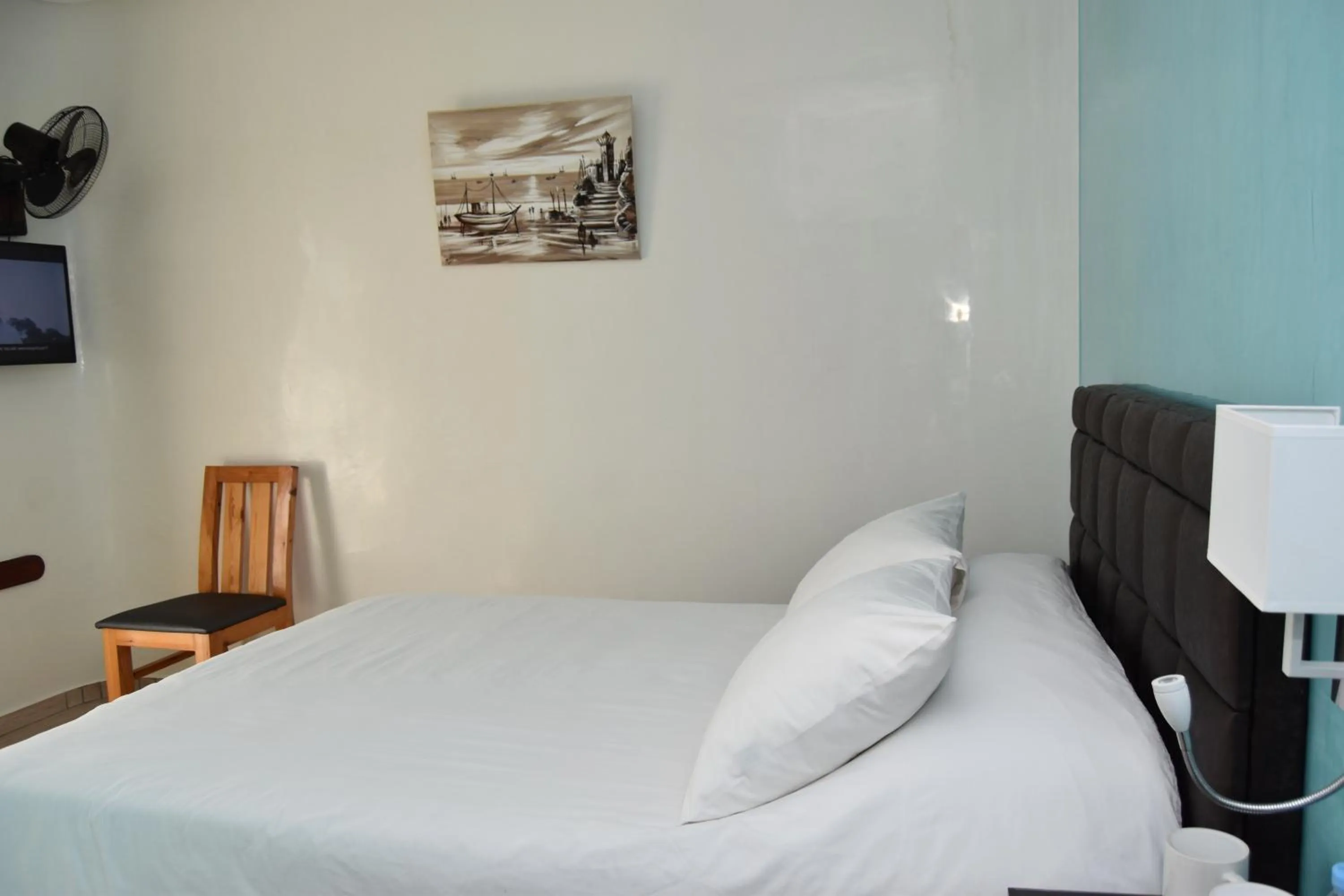 Bed in Hotel L'Initiale