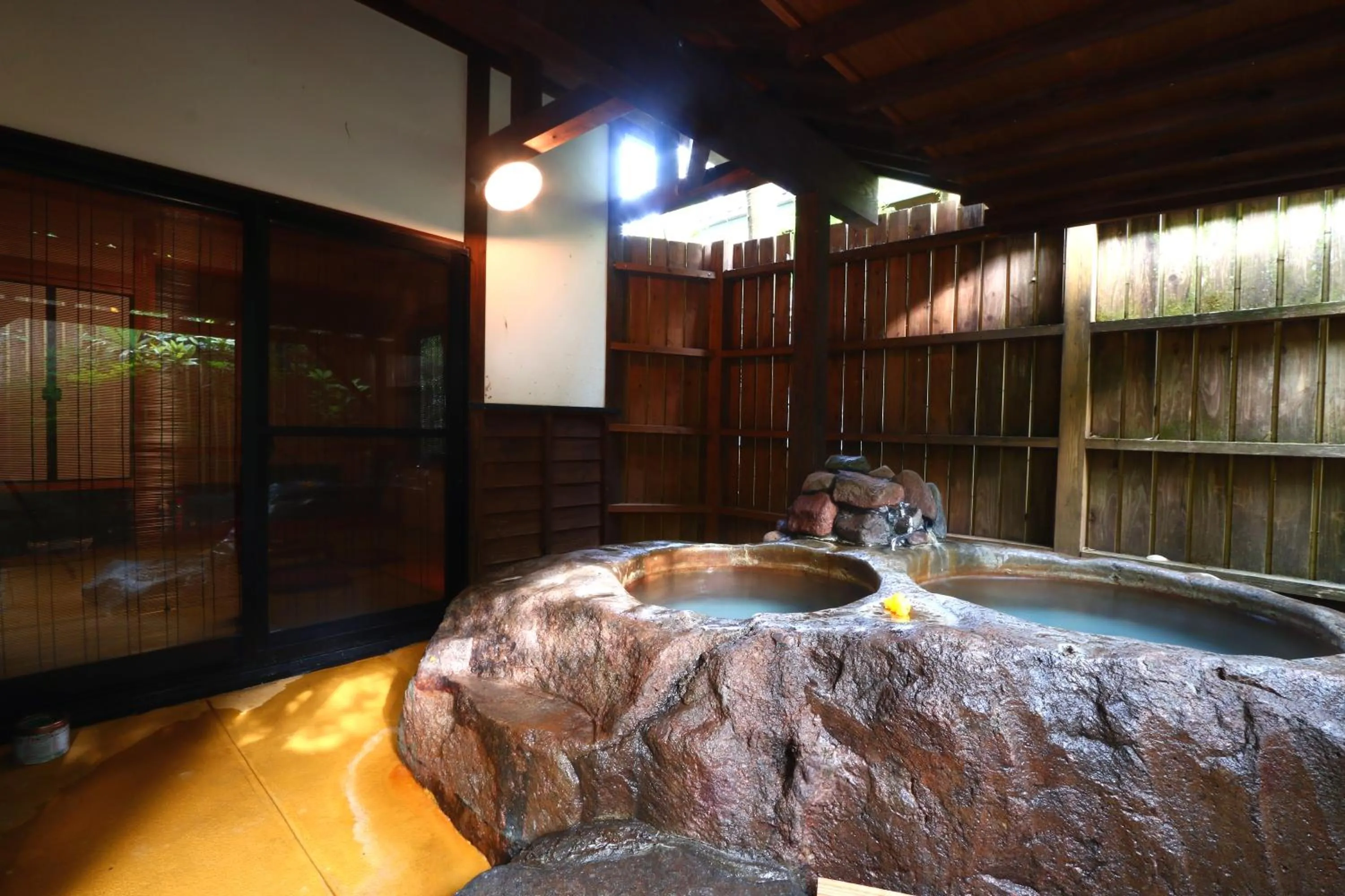 Hot Spring Bath in YamakawaZENZO