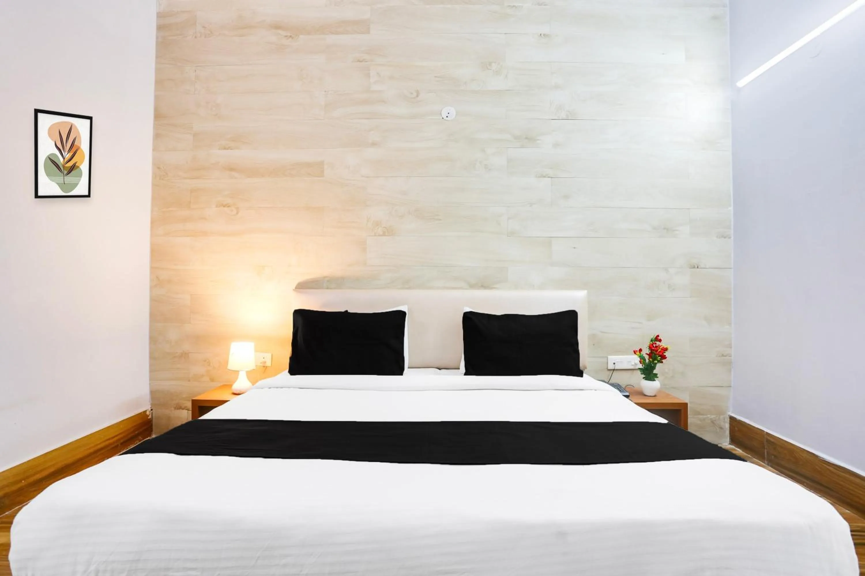 Bedroom, Bed in Super Collection O Bhiwadi