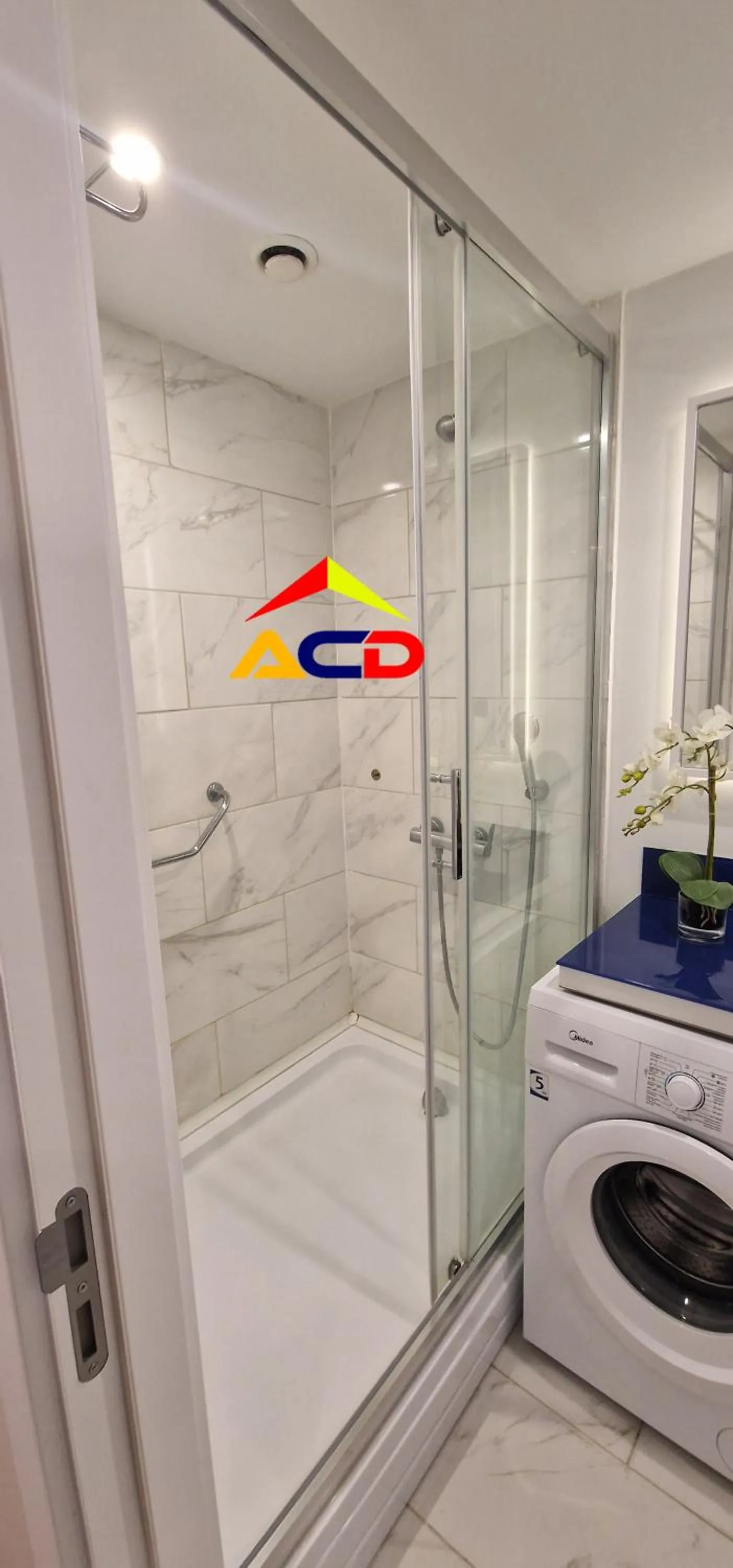 Shower in Orbi City A - C - D