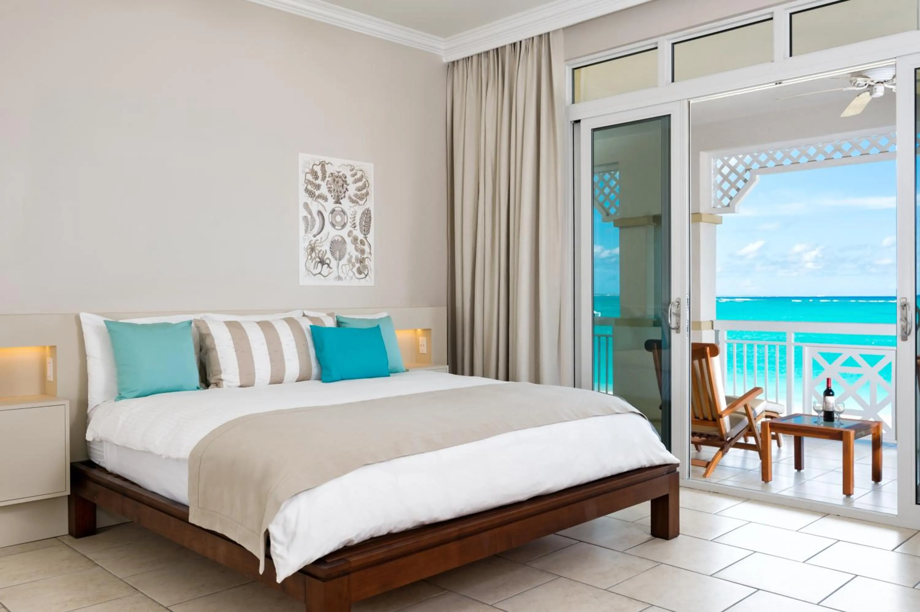 Bedroom, Bed in Alexandra Resort - All-Inclusive