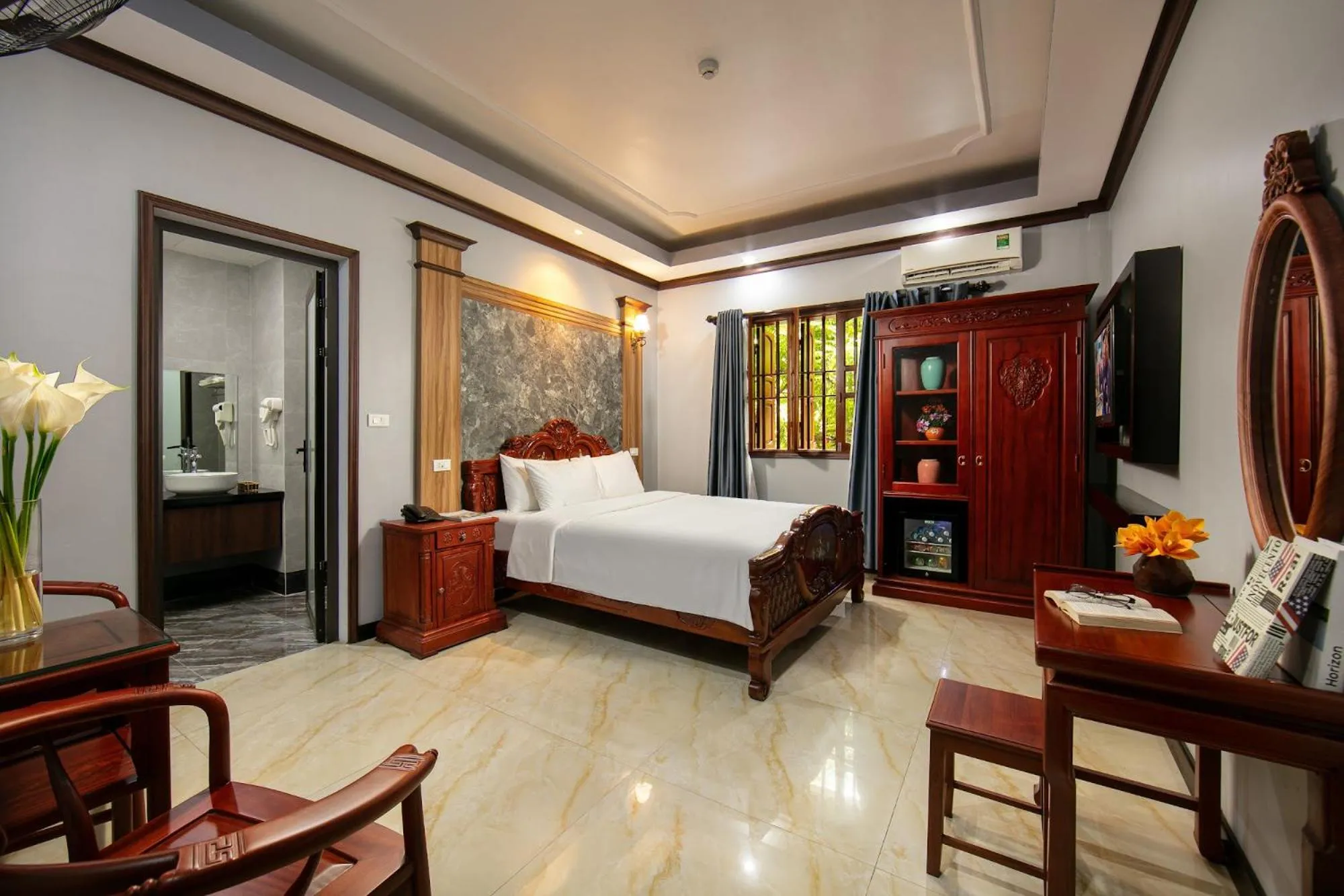 Bedroom, Bed in Nam Hai Hotel