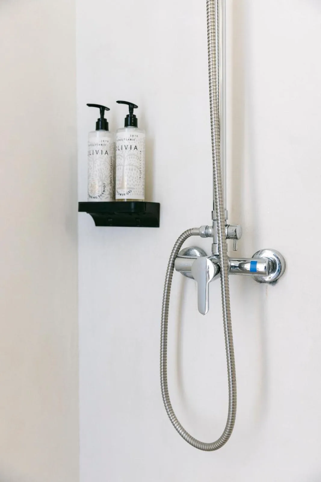 Shower in Lassion Hotel