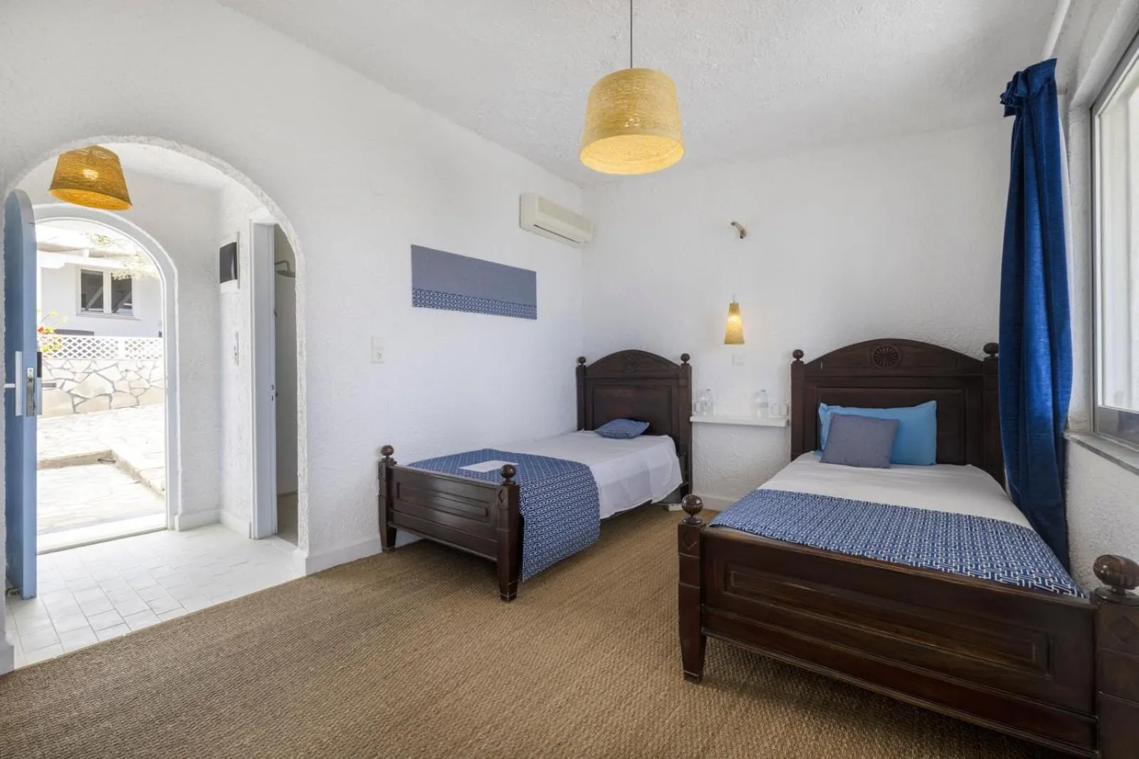 Bed in Lassion Hotel