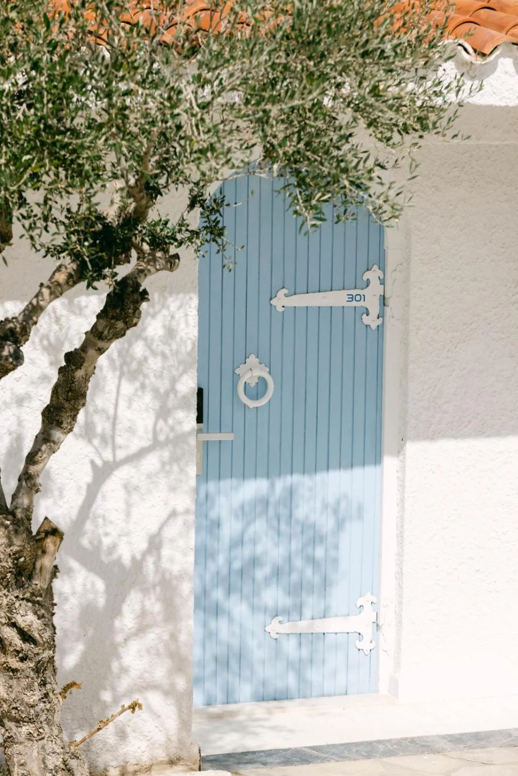 Property building in Lassion Hotel