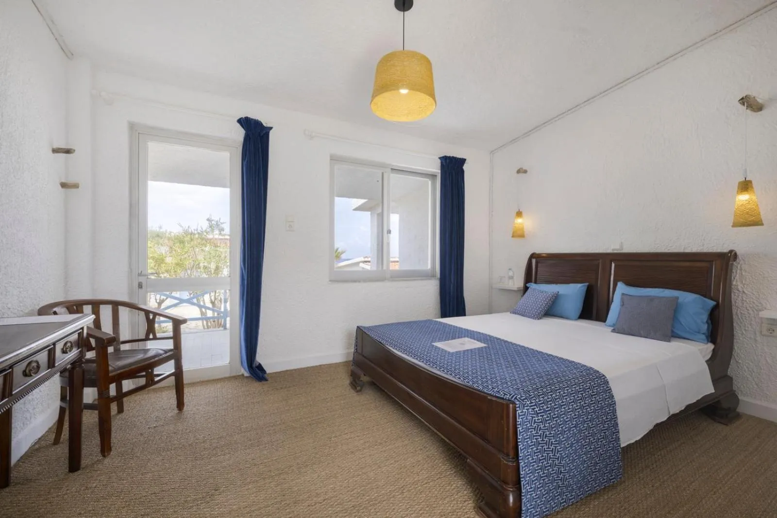 Bed in Lassion Hotel