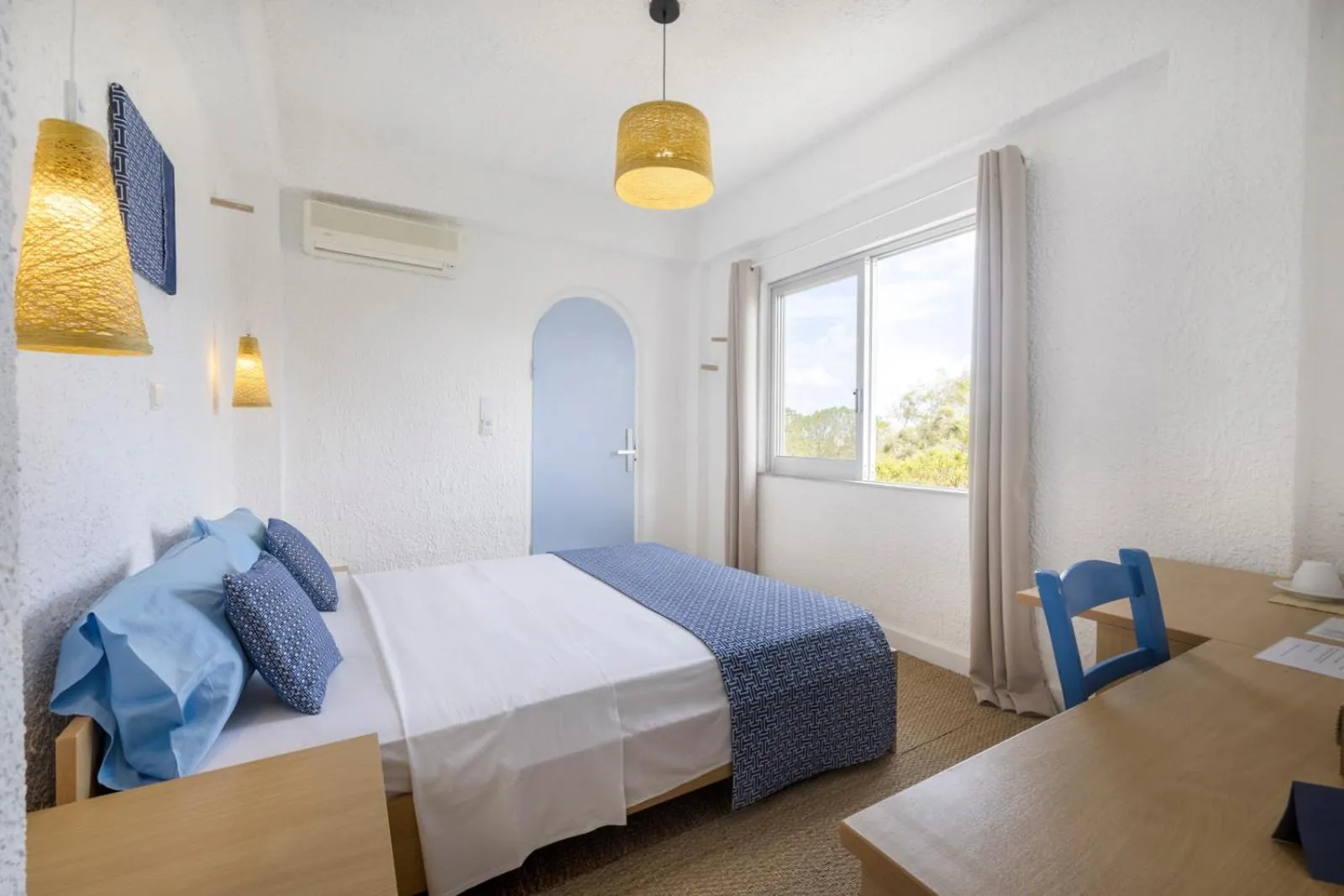 Bed in Lassion Hotel