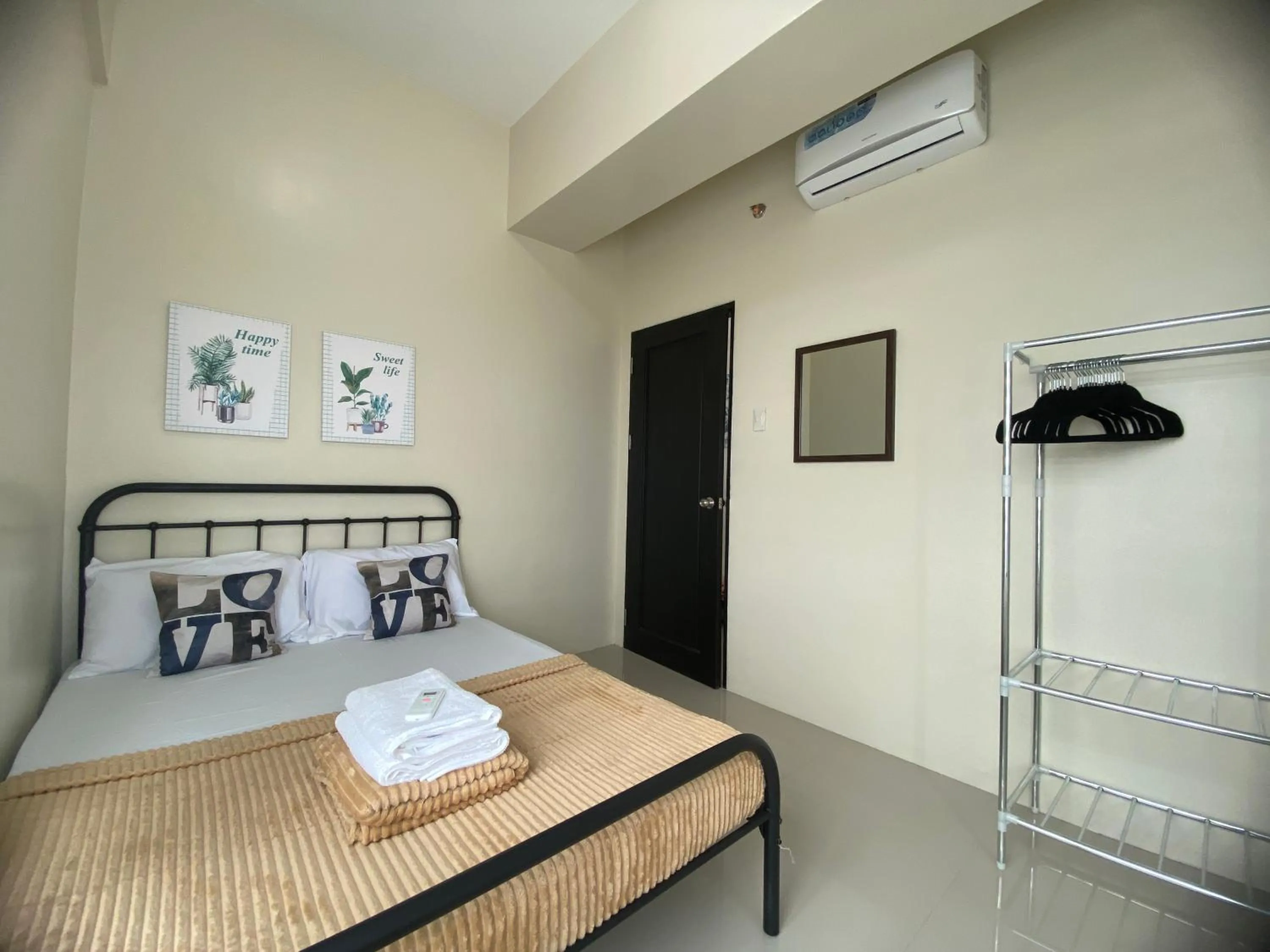 Bed in Cebu One Pavillion Place by P&J