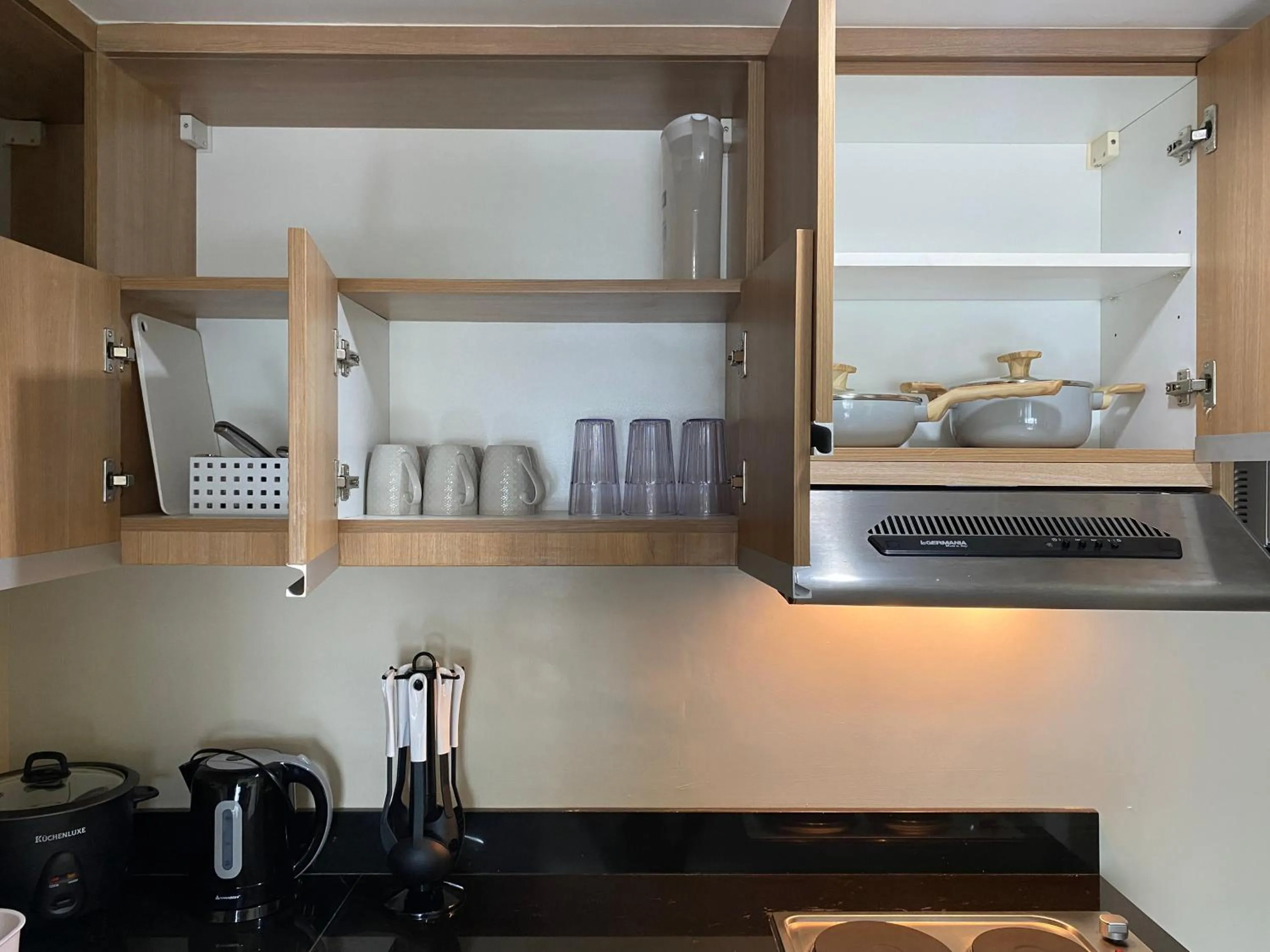 Kitchen or kitchenette in Cebu One Pavillion Place by P&J