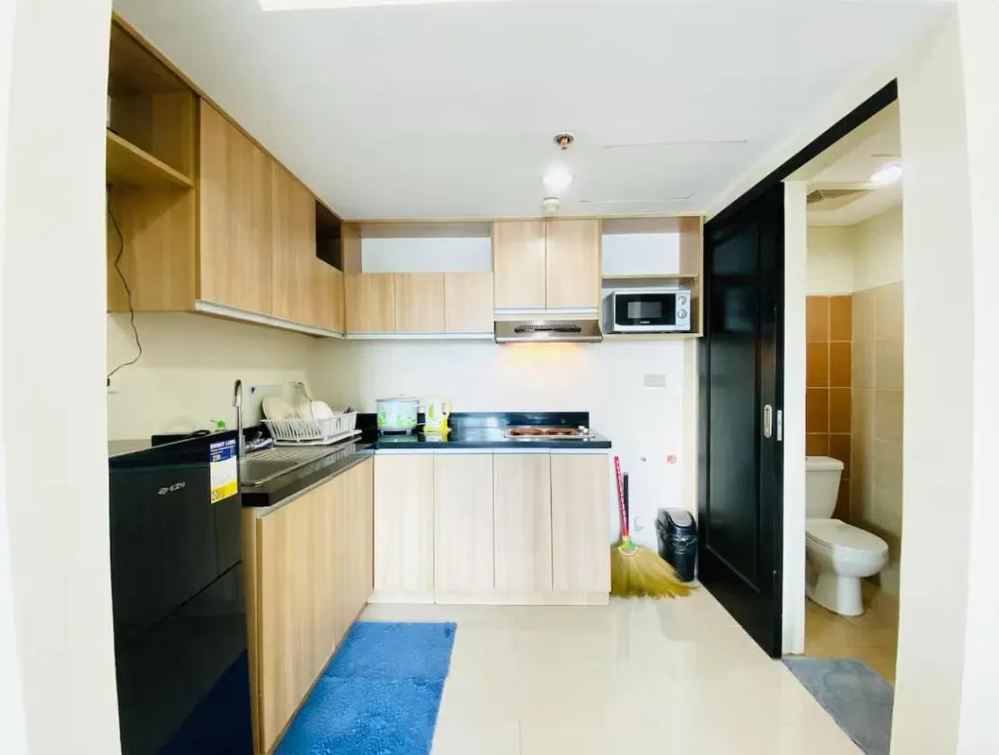 Cebu One Pavillion Place by P&J