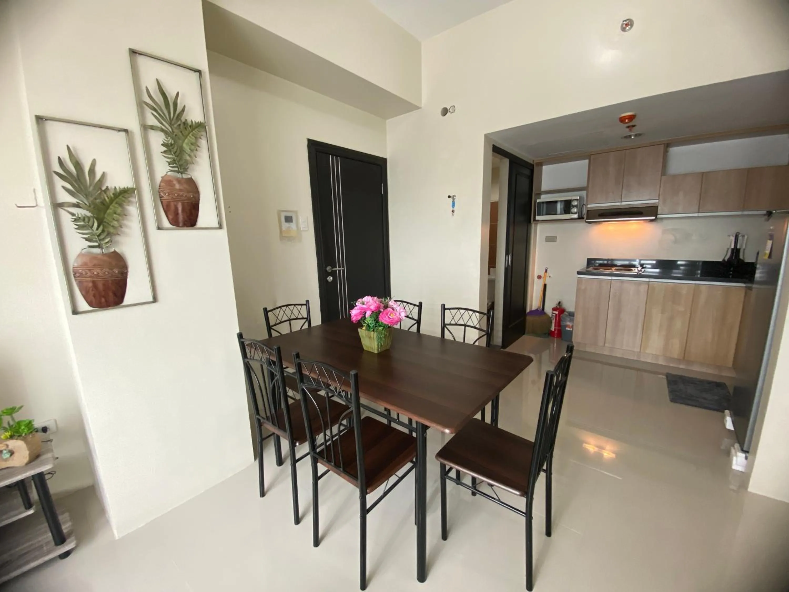 Cebu One Pavillion Place by P&J