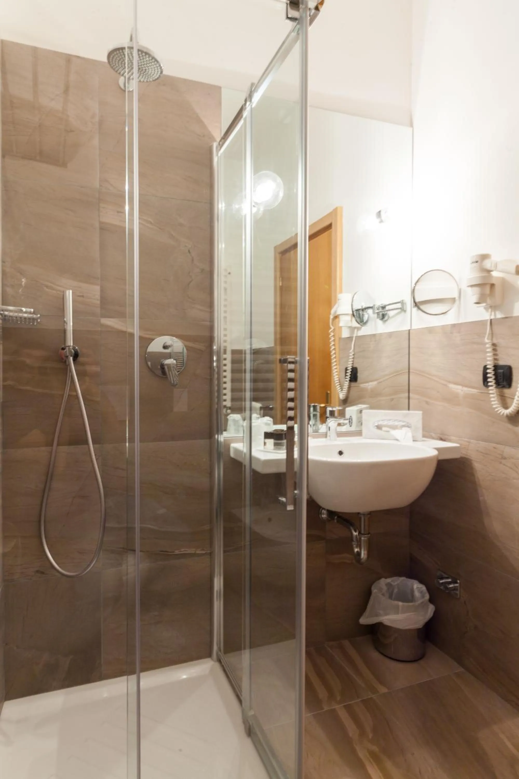 Bathroom in Hotel Titano