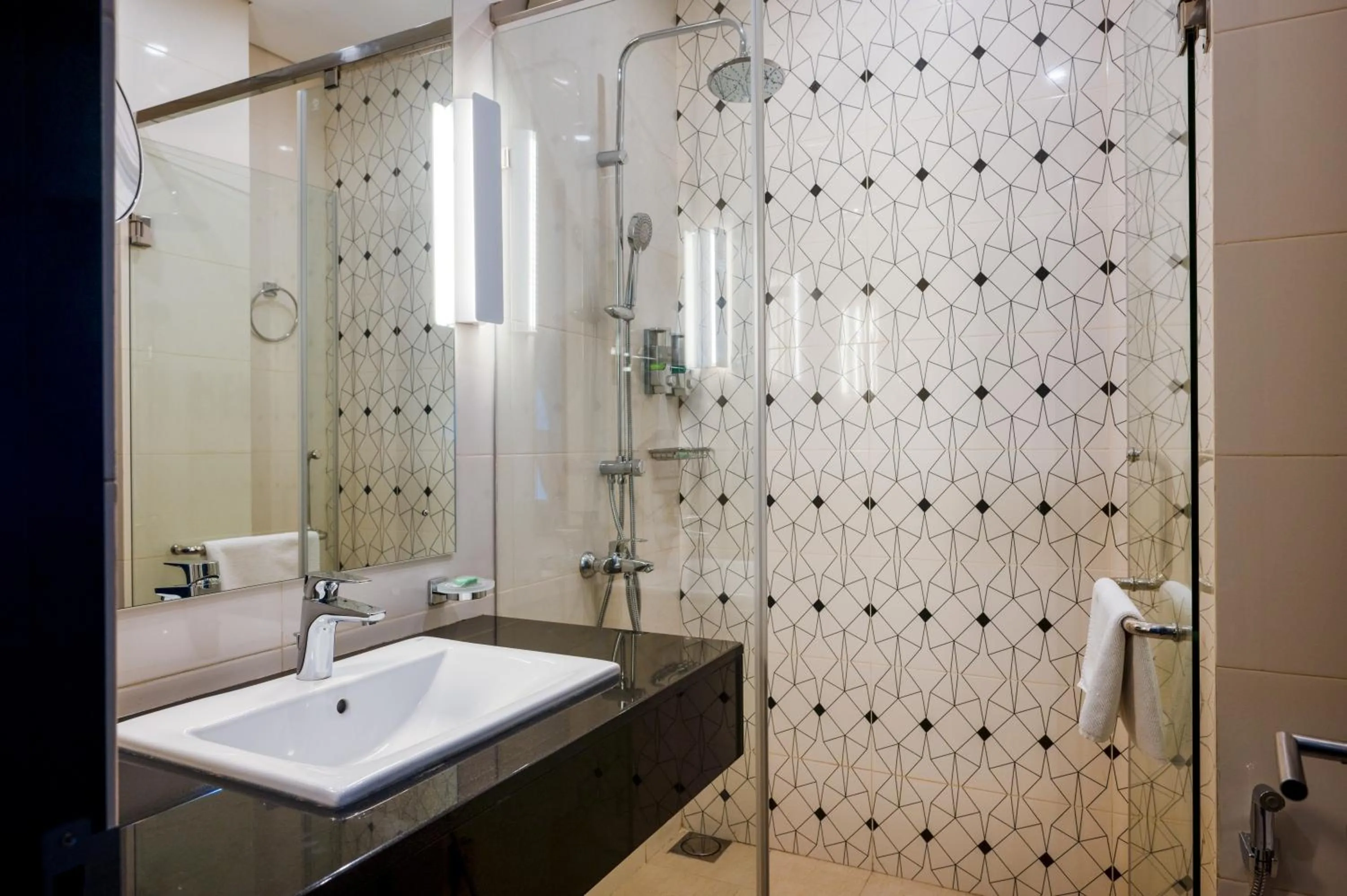 Shower in Hatch House for Digital Nomads