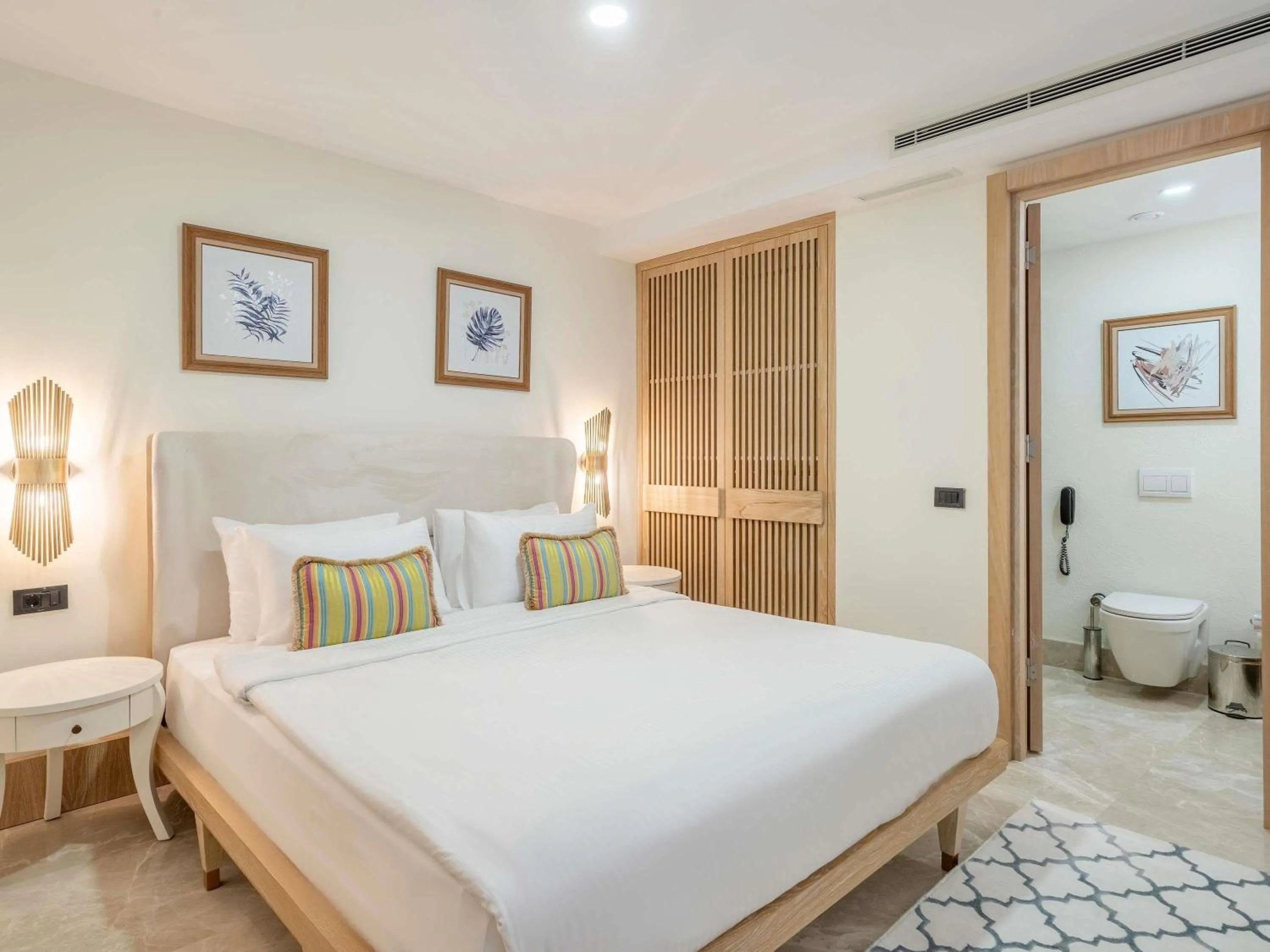 Bedroom, Bed in Swissôtel Living Bodrum