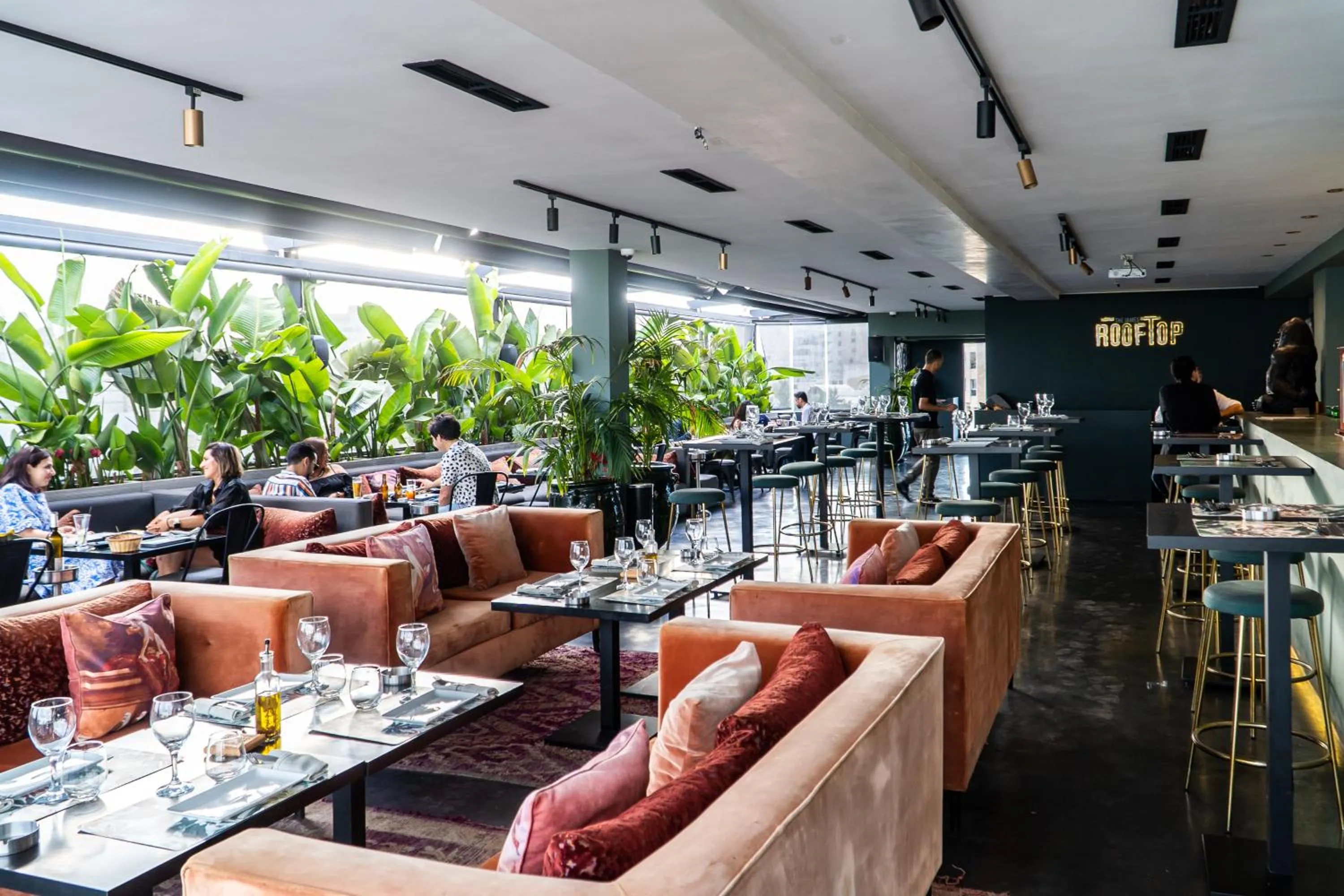 Restaurant/places to eat in JM Suites Hotel Eco-Friendly Casablanca