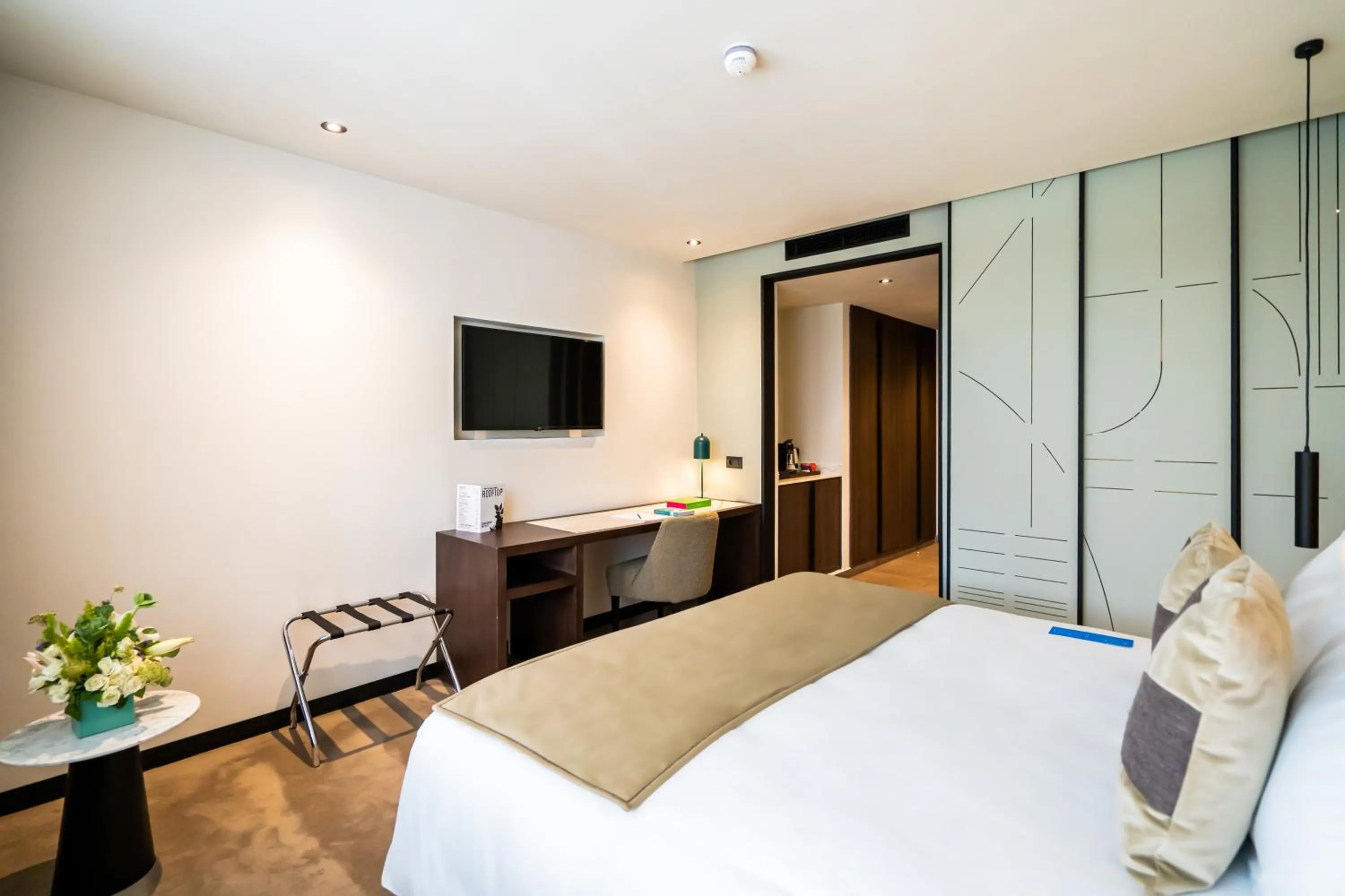 Bed in JM Suites Hotel Eco-Friendly Casablanca