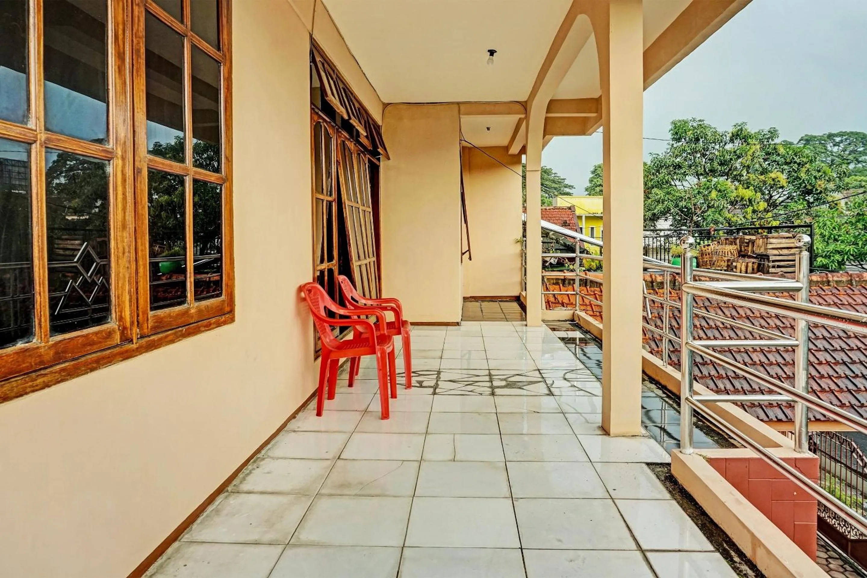 Lobby or reception in Hotel O Homestay Simpang Panji Suroso Syariah