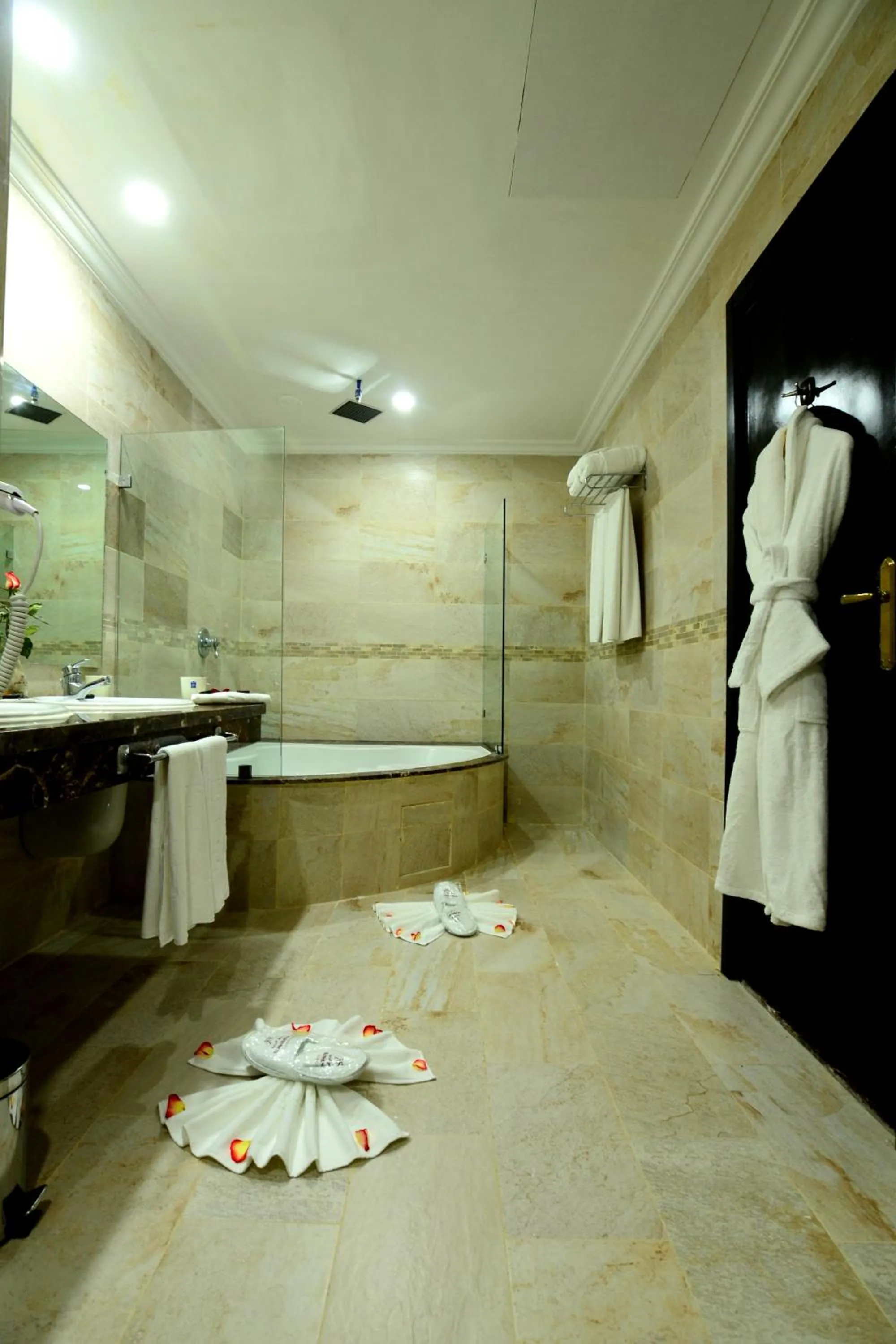 Bathroom in El Minzah Hotel