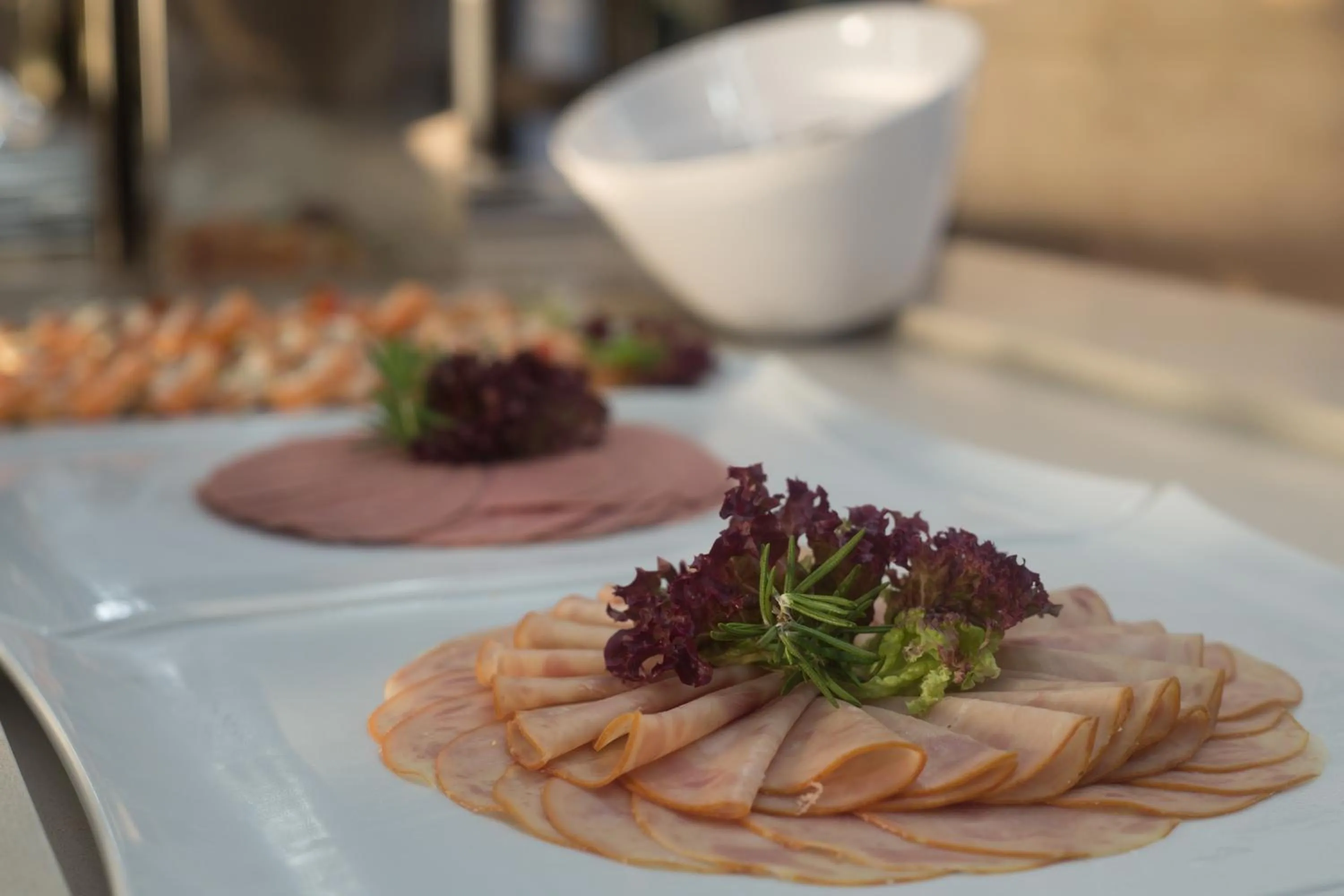 Restaurant/places to eat in El Minzah Hotel