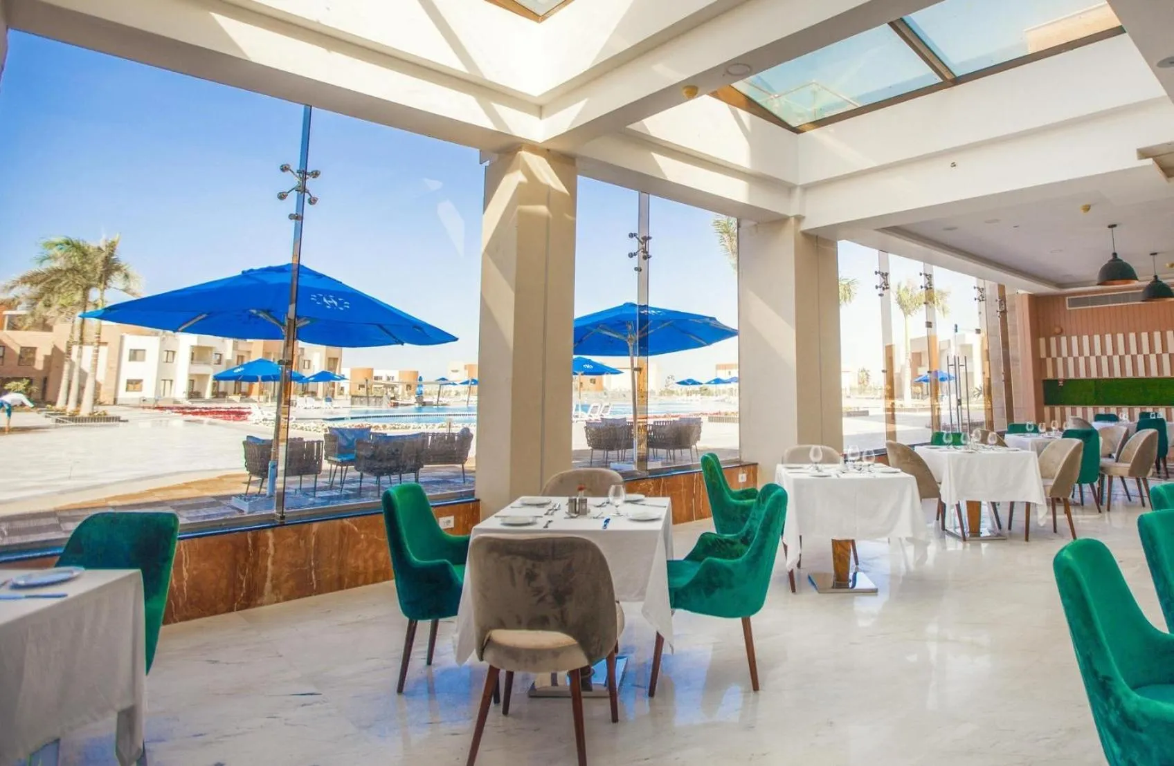 Restaurant/places to eat in Helnan Hotel - Port Fouad