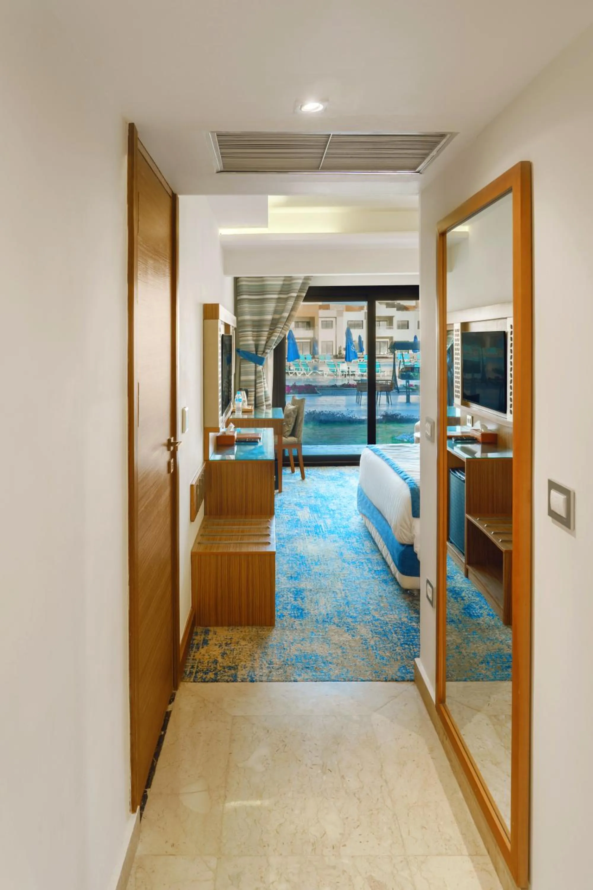 TV and multimedia in Helnan Hotel - Port Fouad