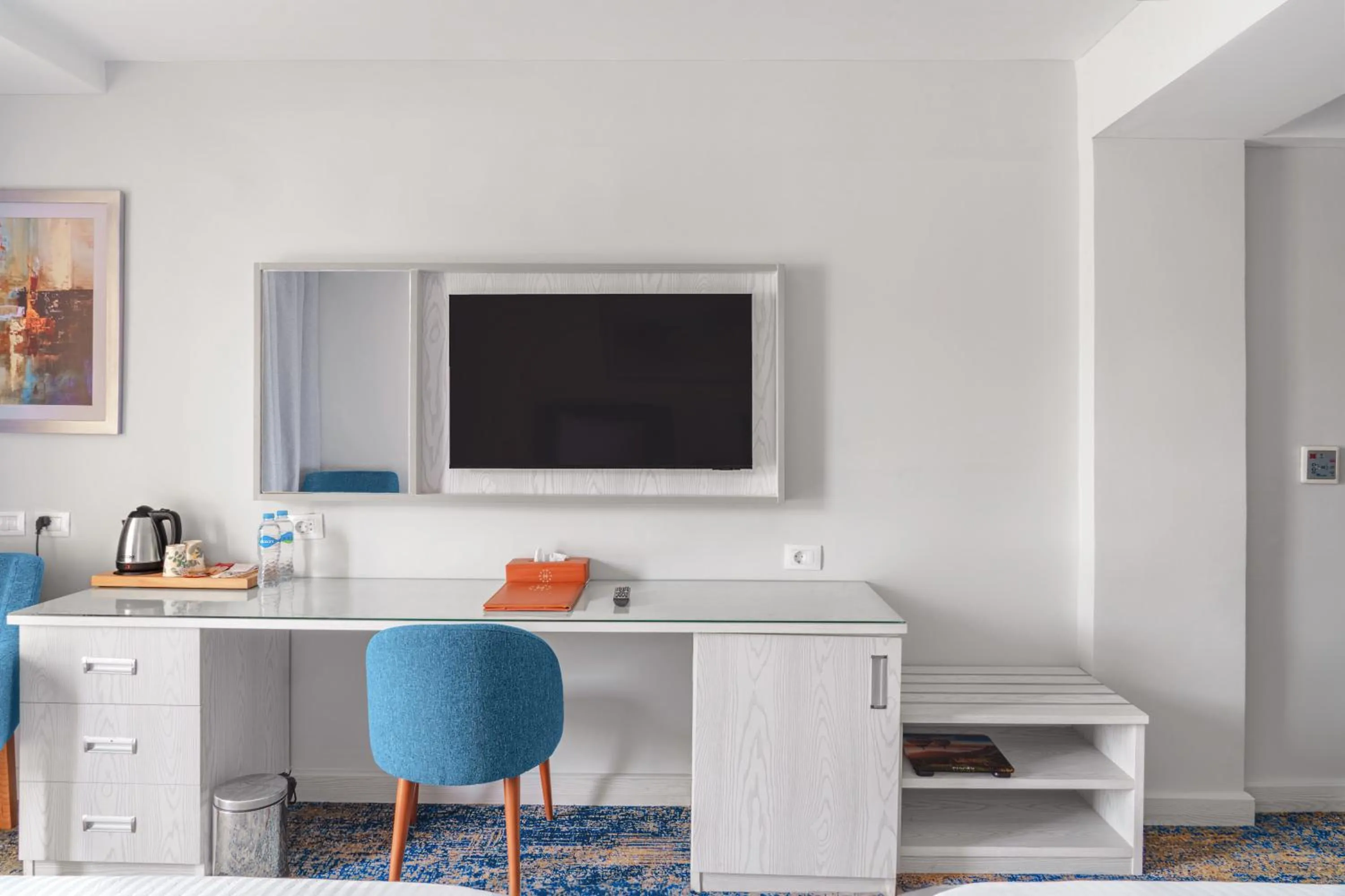 TV and multimedia in Helnan Hotel - Port Fouad