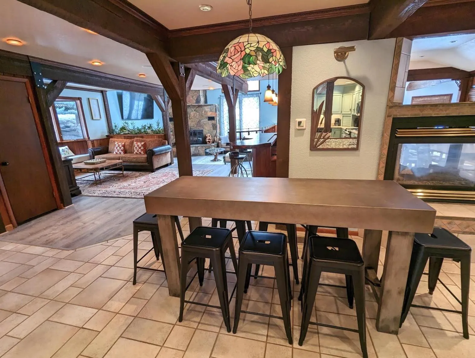 Cityside Big Mountain Lodge