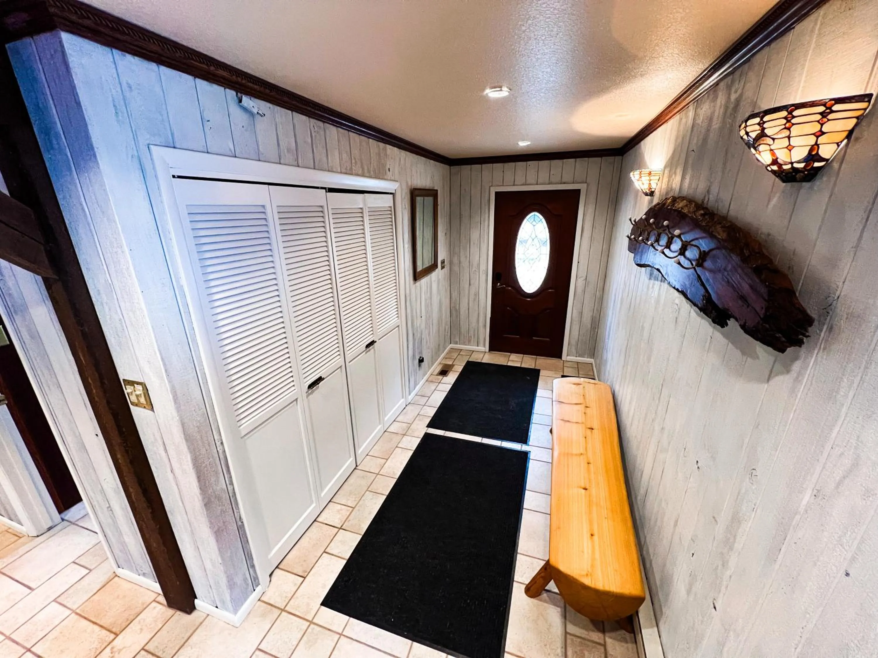 Cityside Big Mountain Lodge