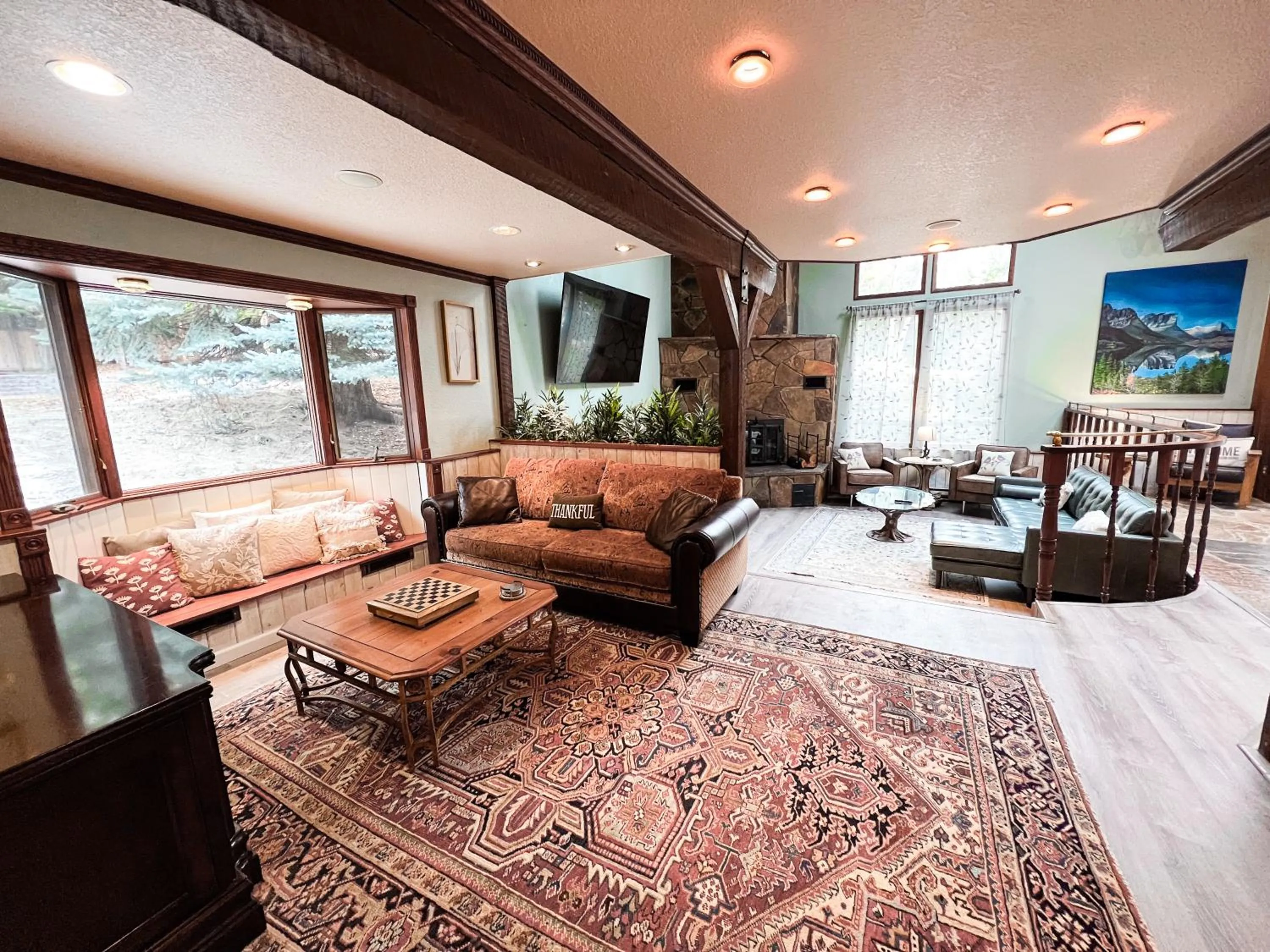 Cityside Big Mountain Lodge