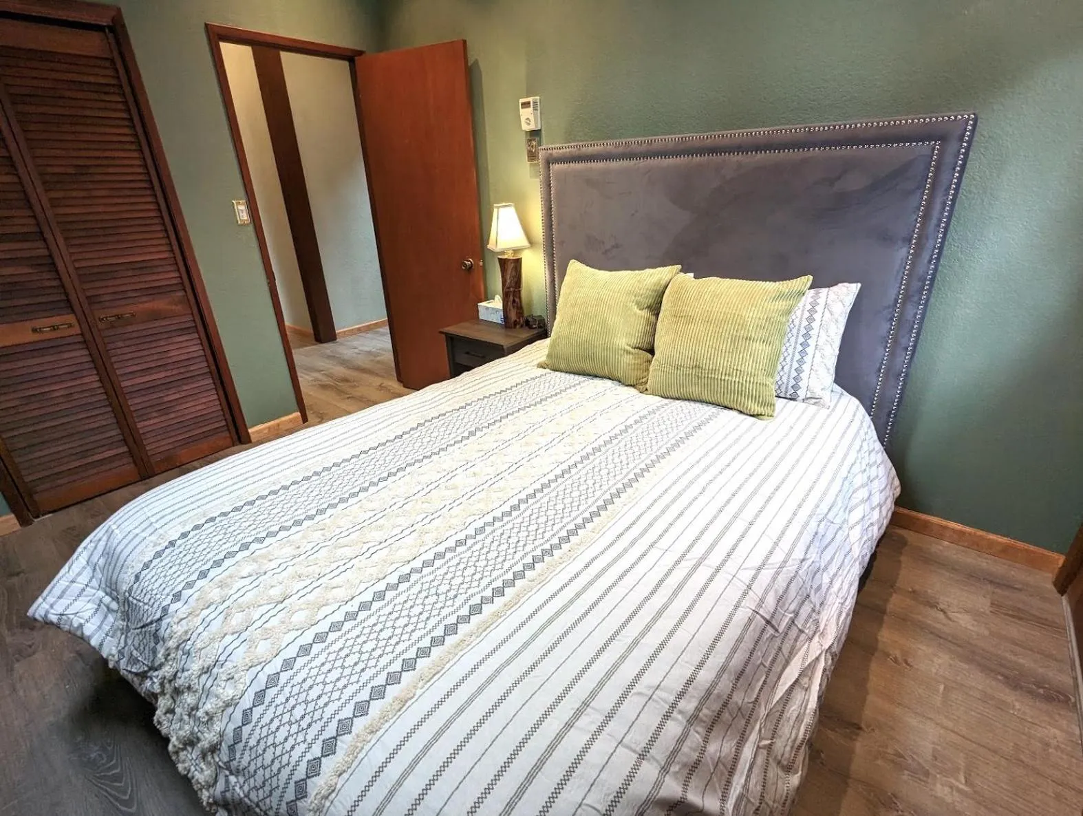 Bed in Cityside Big Mountain Lodge