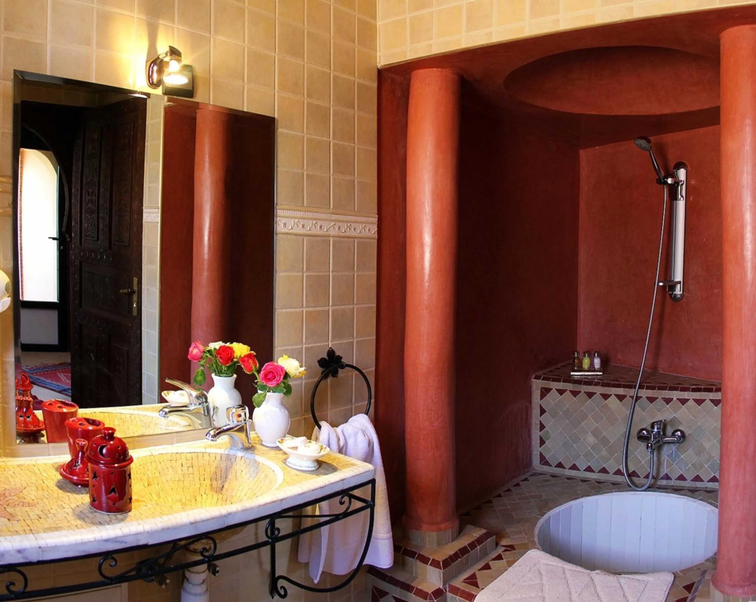 Bathroom in Palais Dar Ouladna