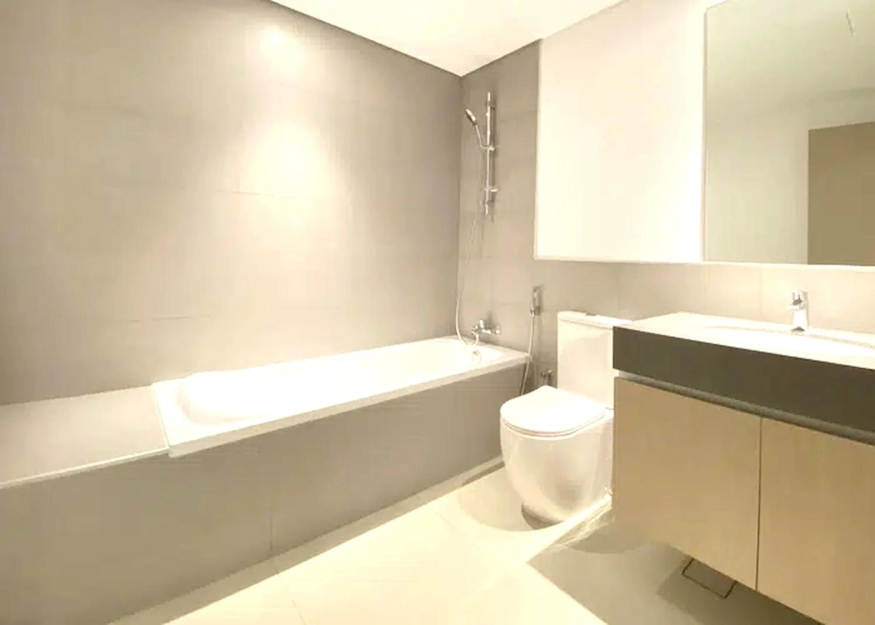 Bathroom in Super OYO 928 Home 436 Binghatti Mirage - 1Br, Jvc