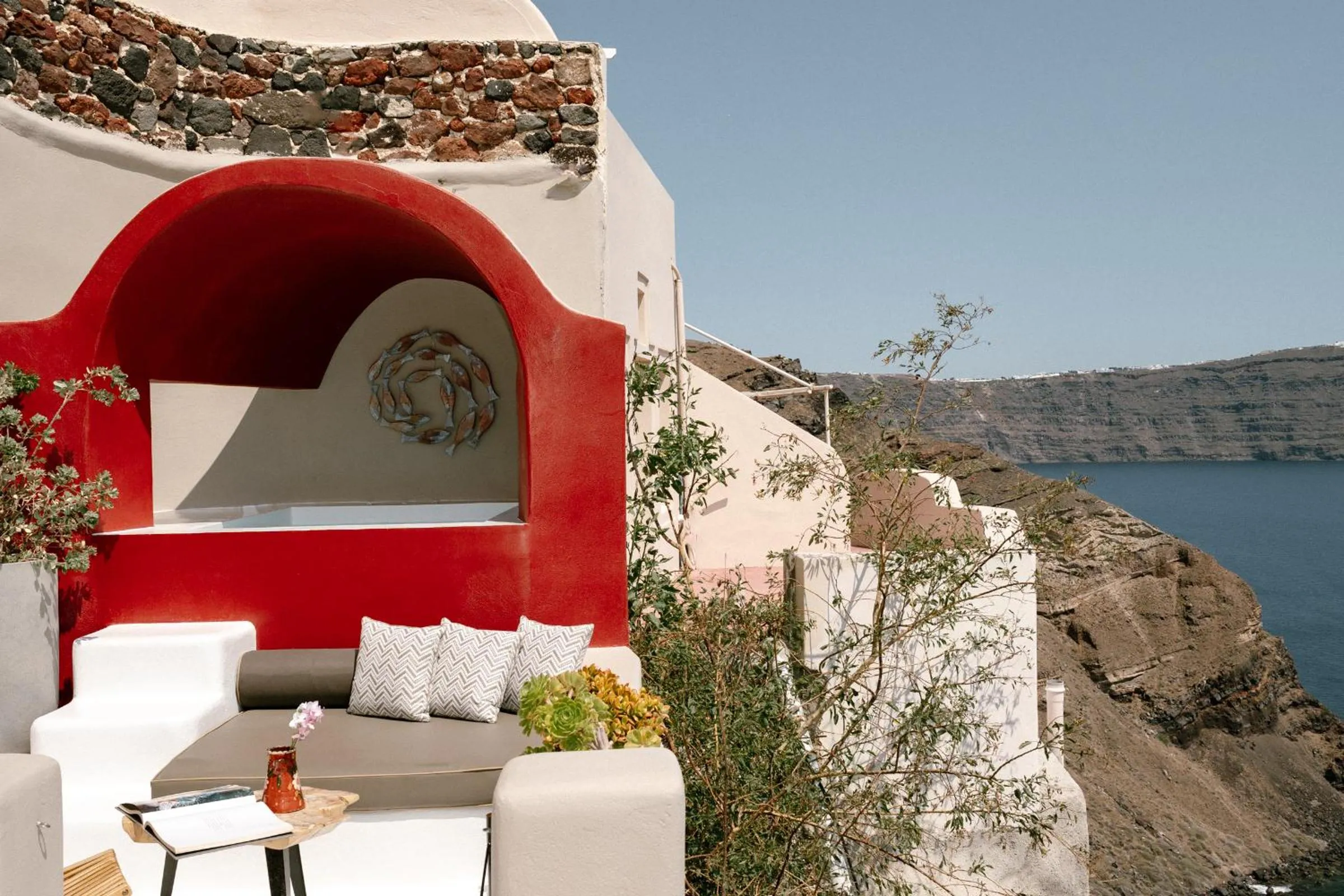 Hot Tub in Nano Oia Canaves