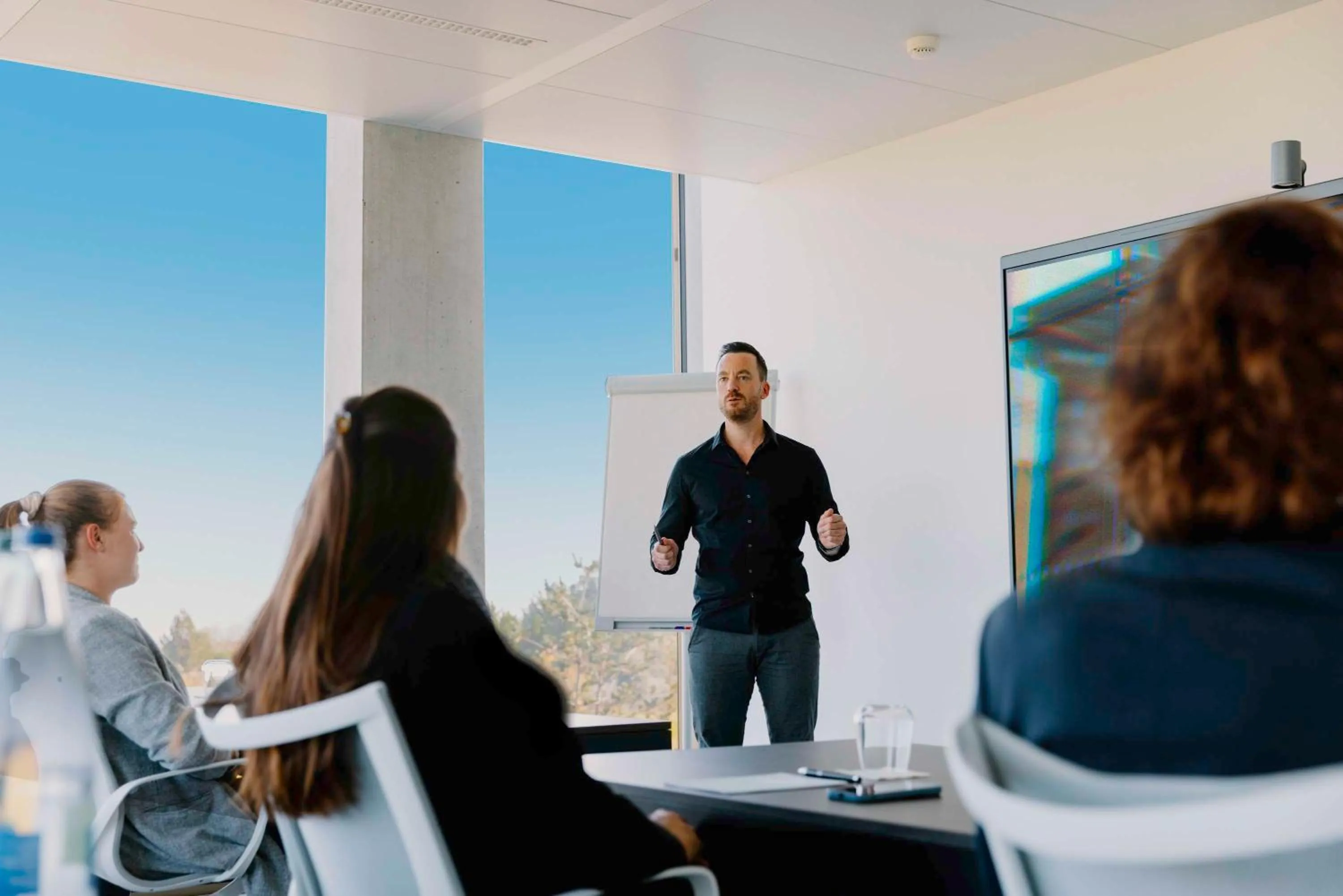 Meeting/conference room in YOTEL Geneva Lake