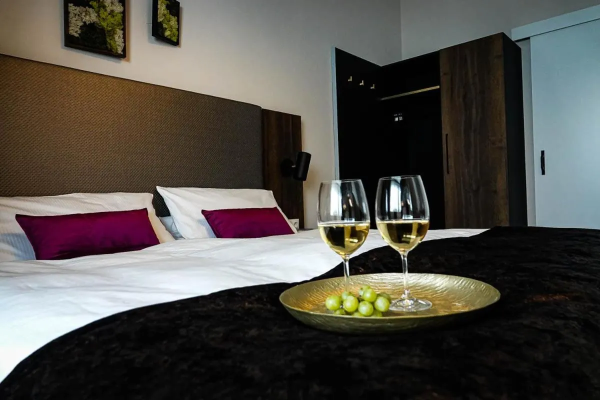 Bedroom, Bed in Residence Black Eagle Lubmin Strand