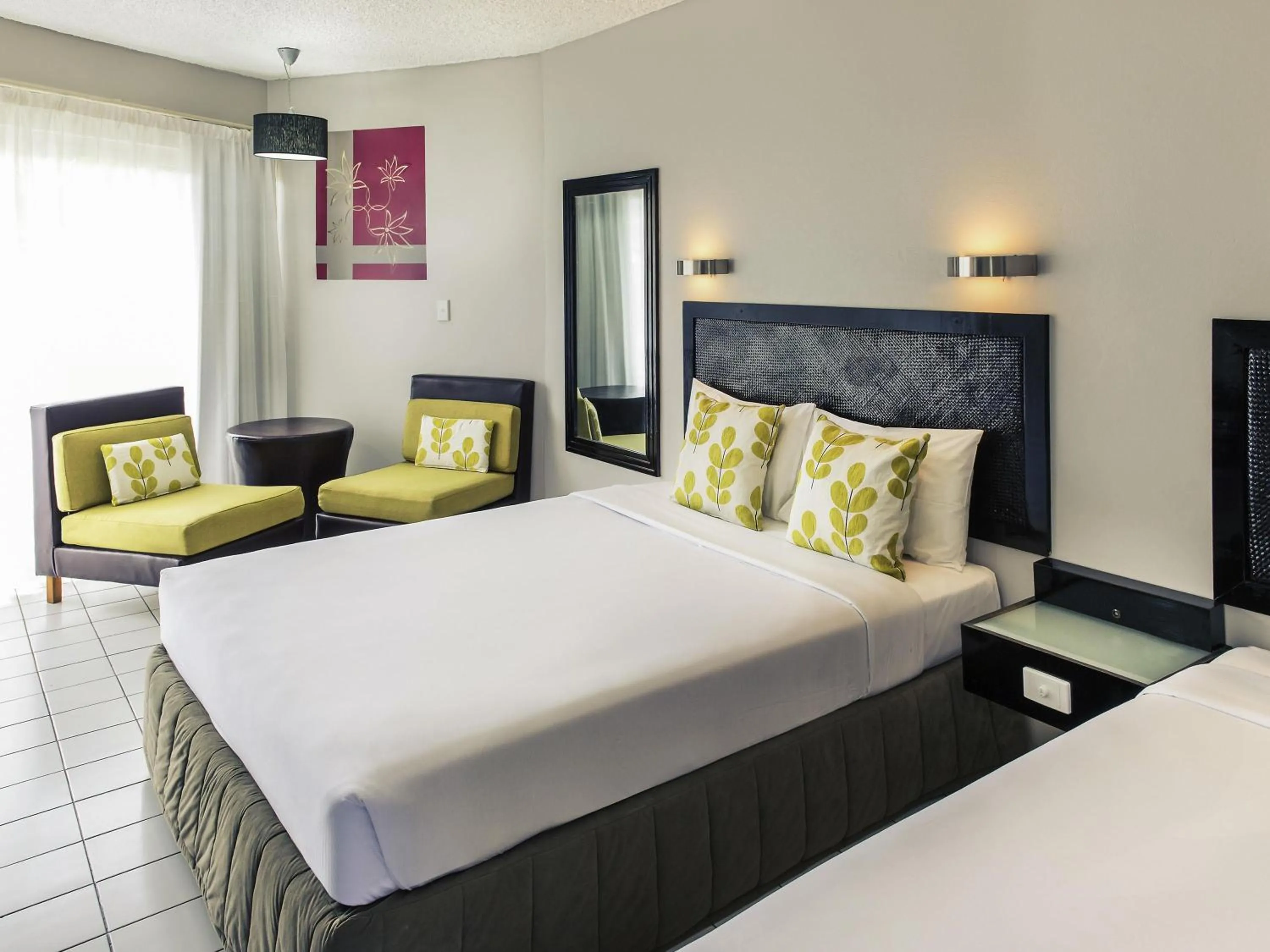 Bedroom, Bed in Mercure Nadi