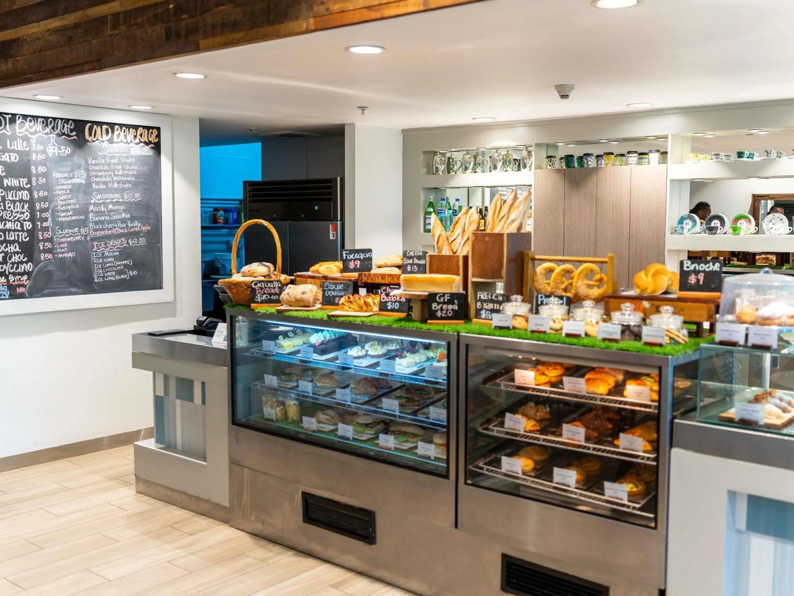 Restaurant/places to eat in Sofitel Fiji Resort & Spa