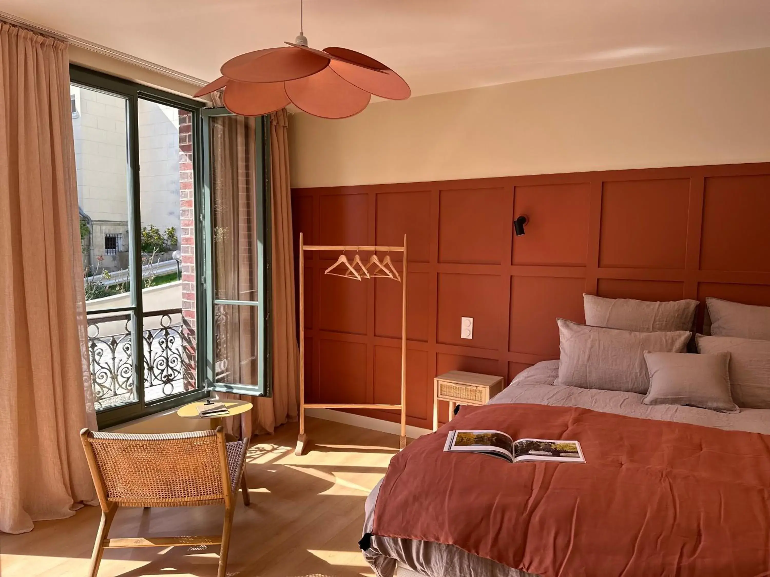 Deluxe Double Room in LA DEMEURE Deluxe Double Room in LA DEMEURE