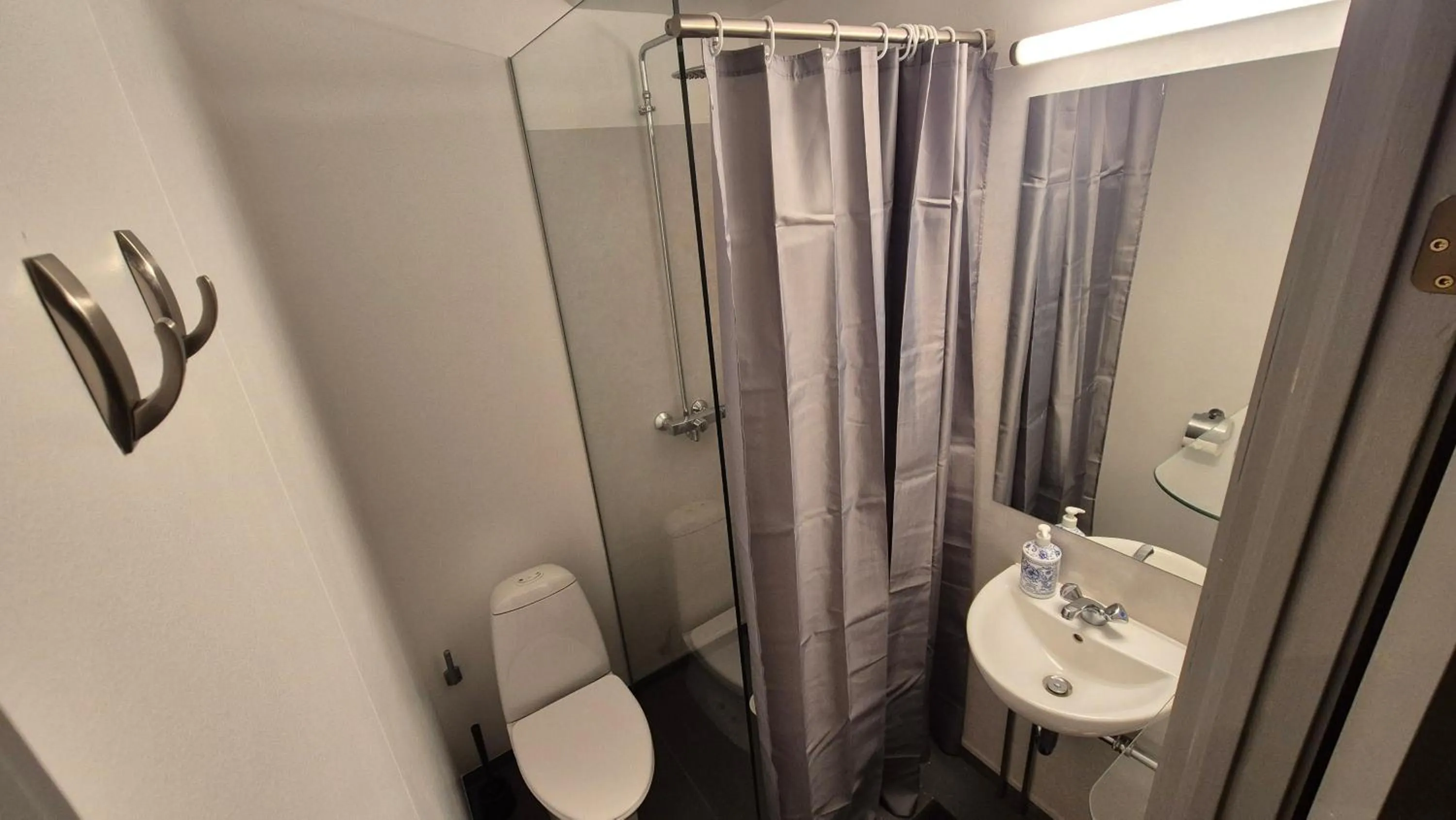 Kirkjufell Hotel by Snæfellsnes Peninsula West Iceland - Grundarfjordur