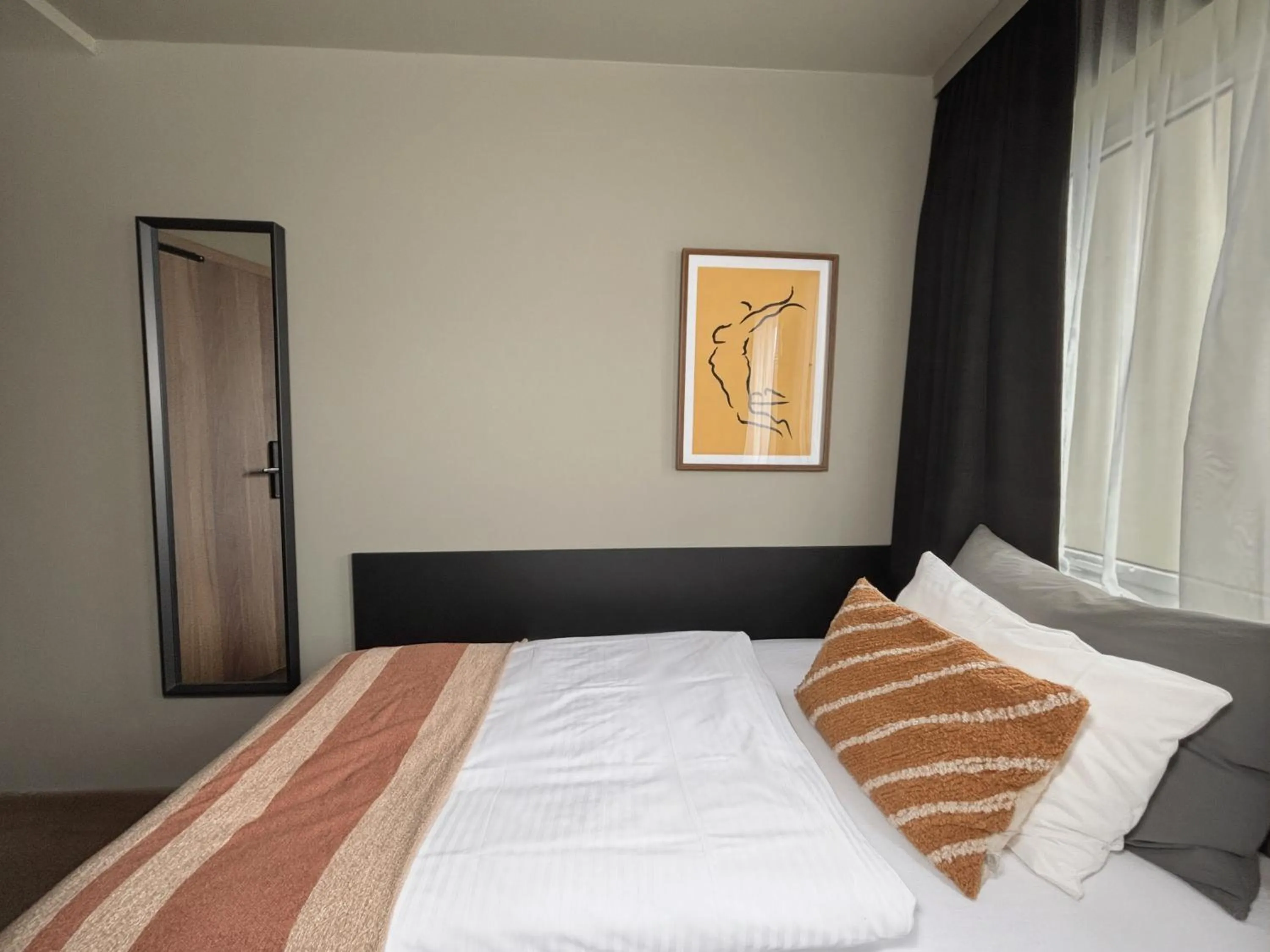 Bed in Hotel Leifur Eiriksson